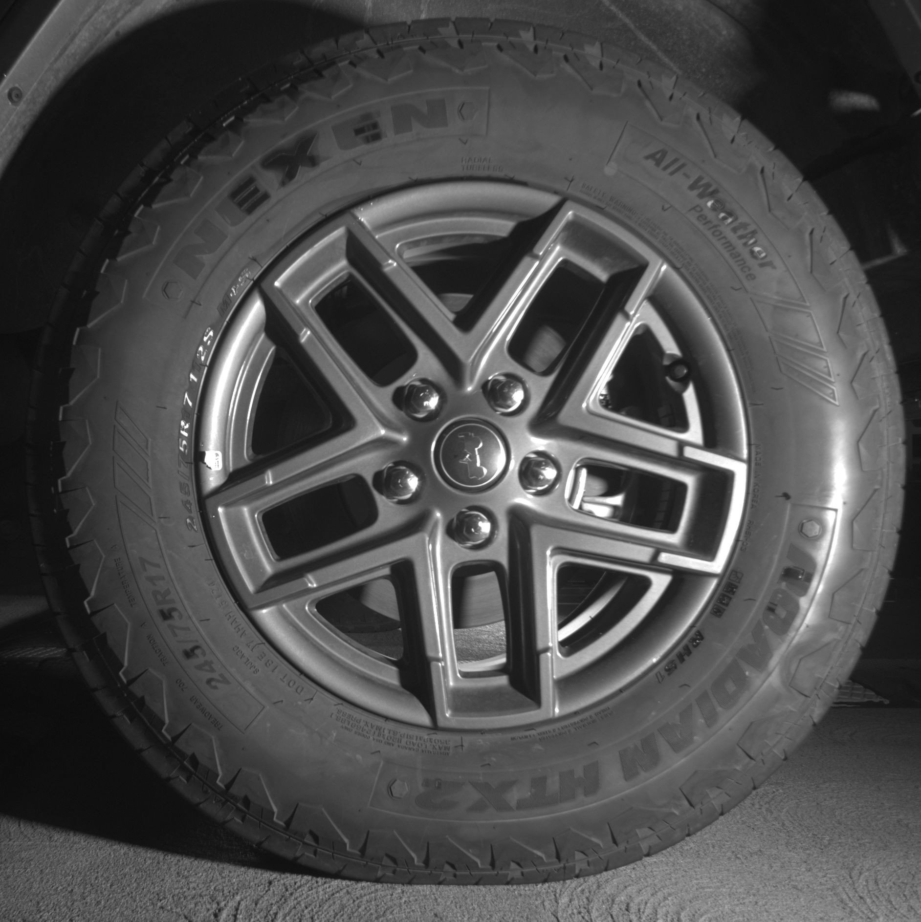 Thumbnail: 2025 Jeep Wrangler - 14
