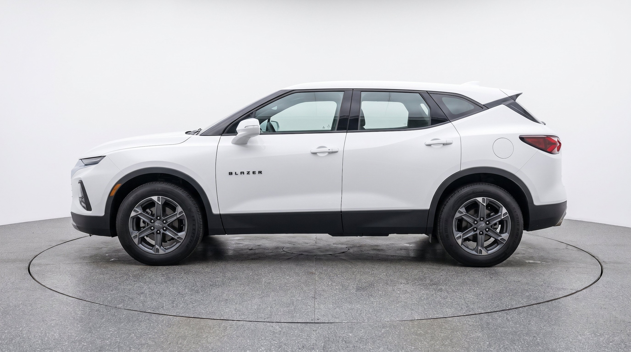 Thumbnail: 2025 Chevrolet Blazer - 5