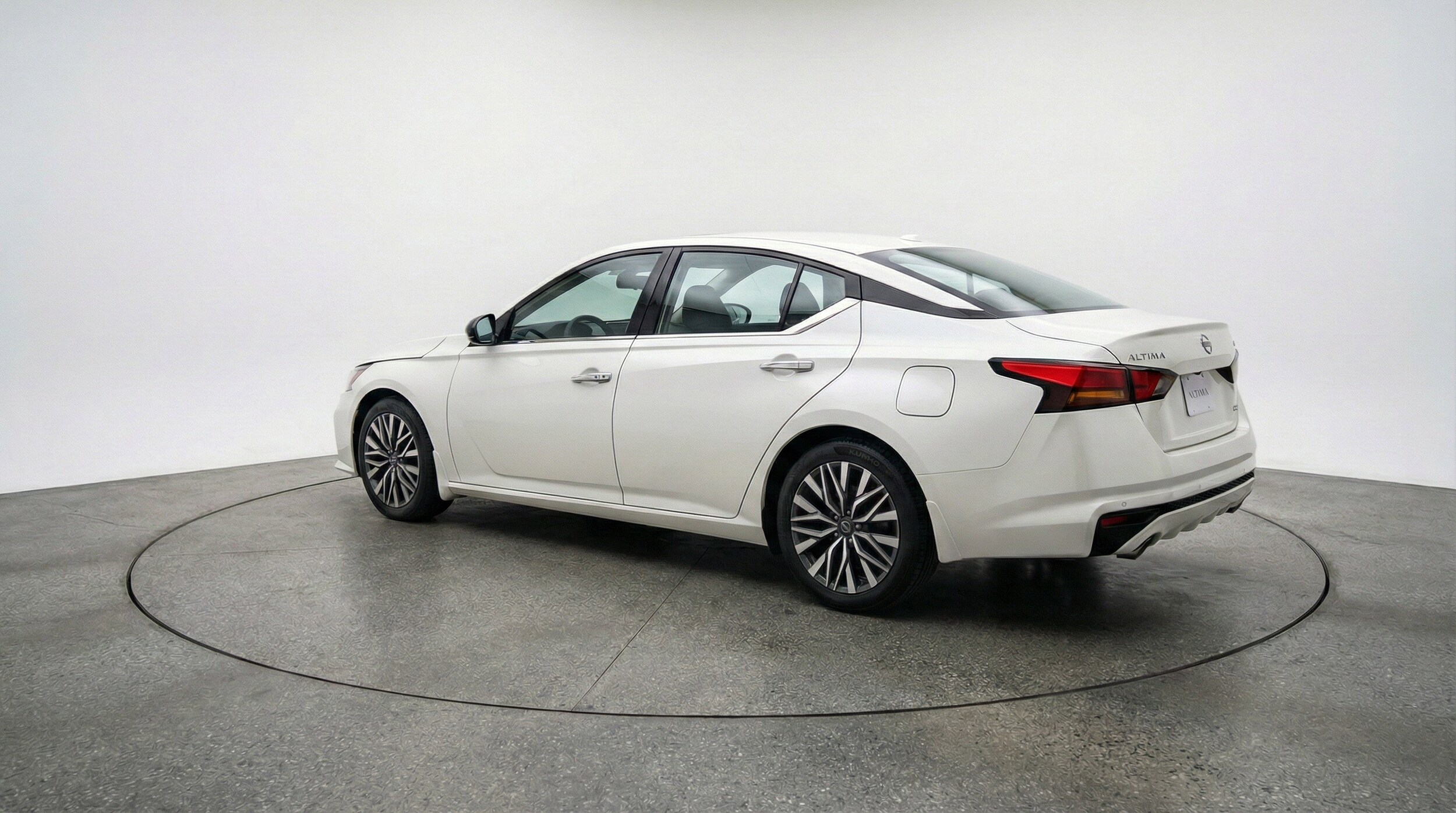 Thumbnail: 2025 Nissan Altima - 6