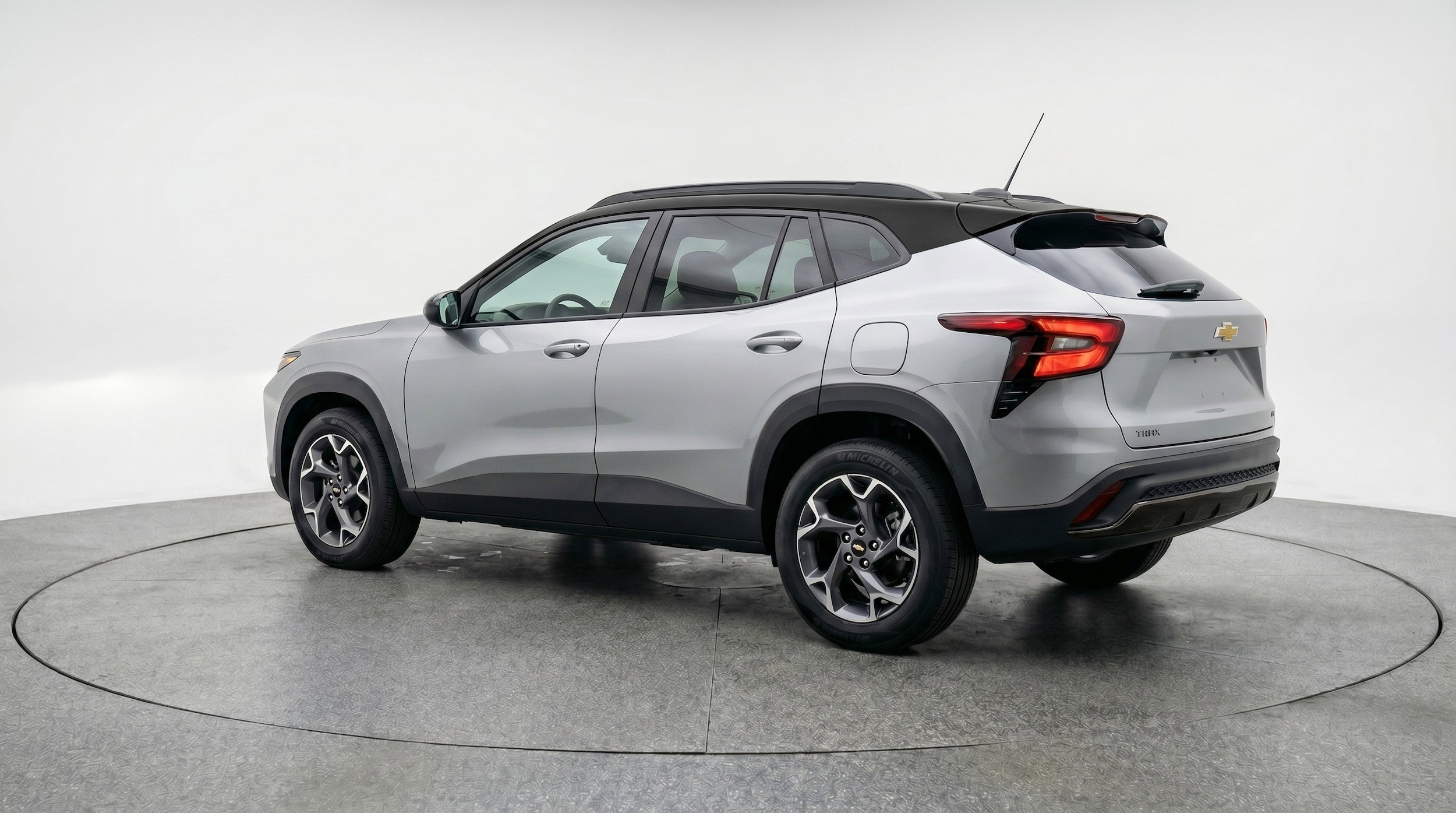 Thumbnail: 2025 Chevrolet Trax - 6
