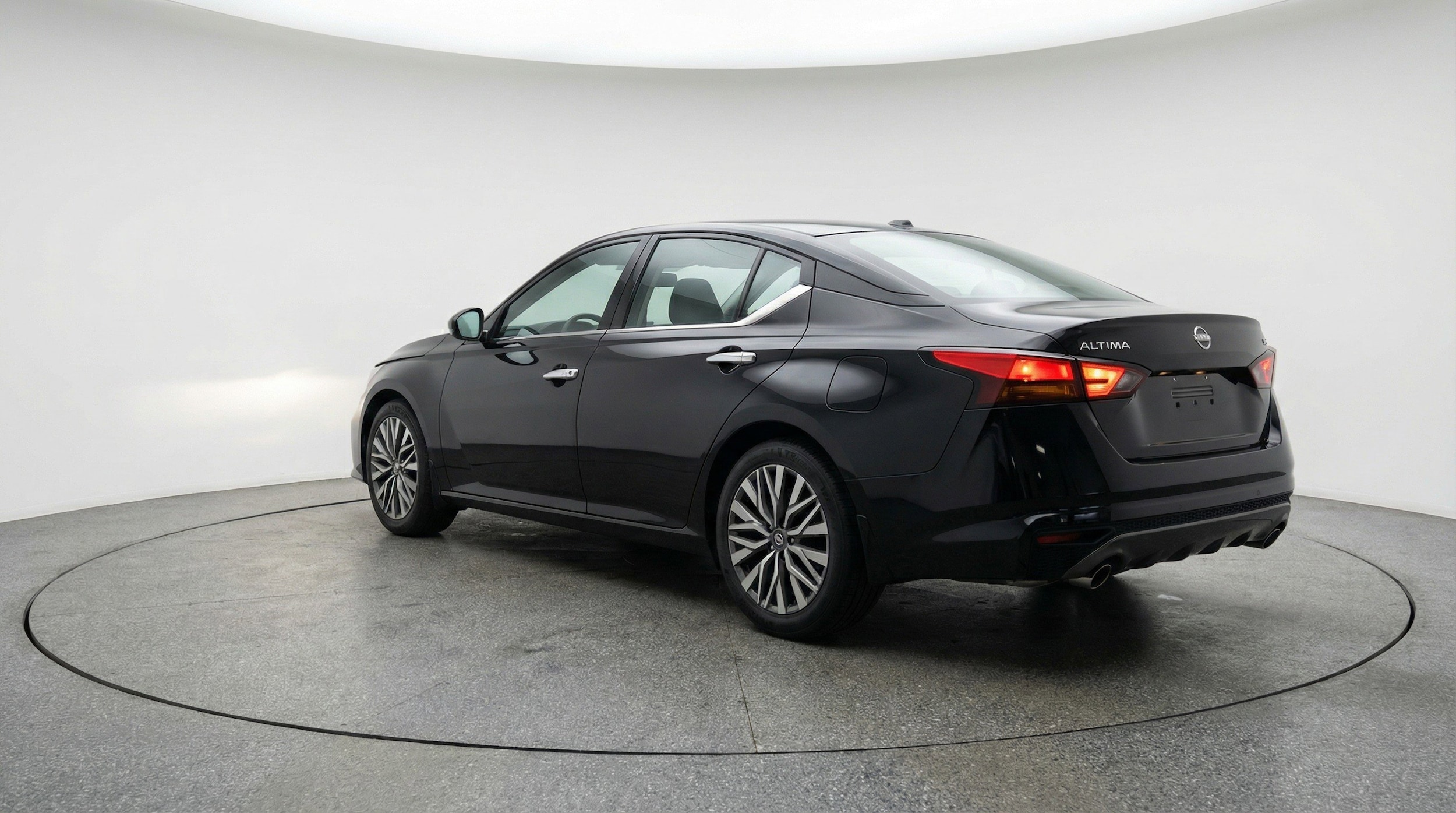 Thumbnail: 2025 Nissan Altima - 6