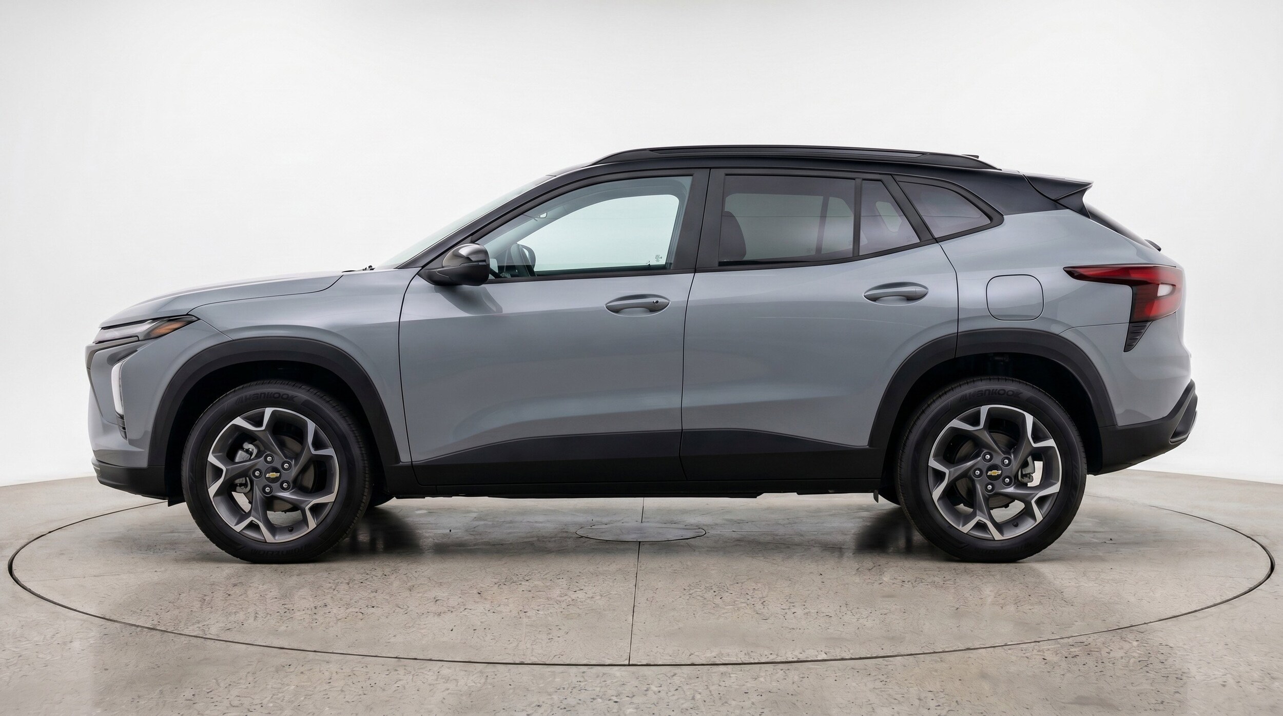 Thumbnail: 2025 Chevrolet Trax - 5