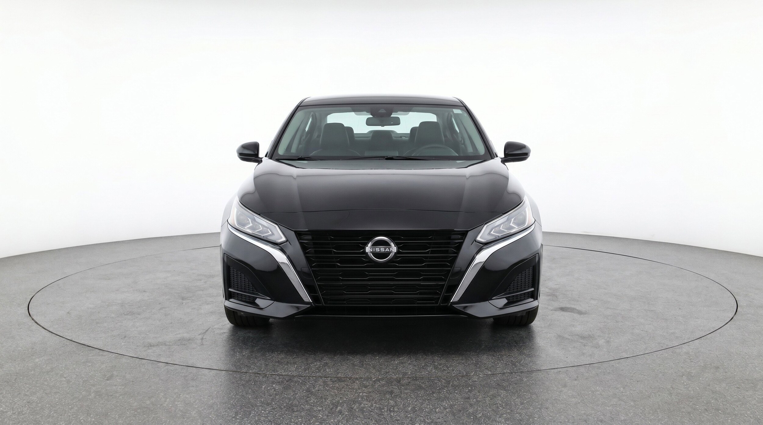 Thumbnail: 2025 Nissan Altima - 2