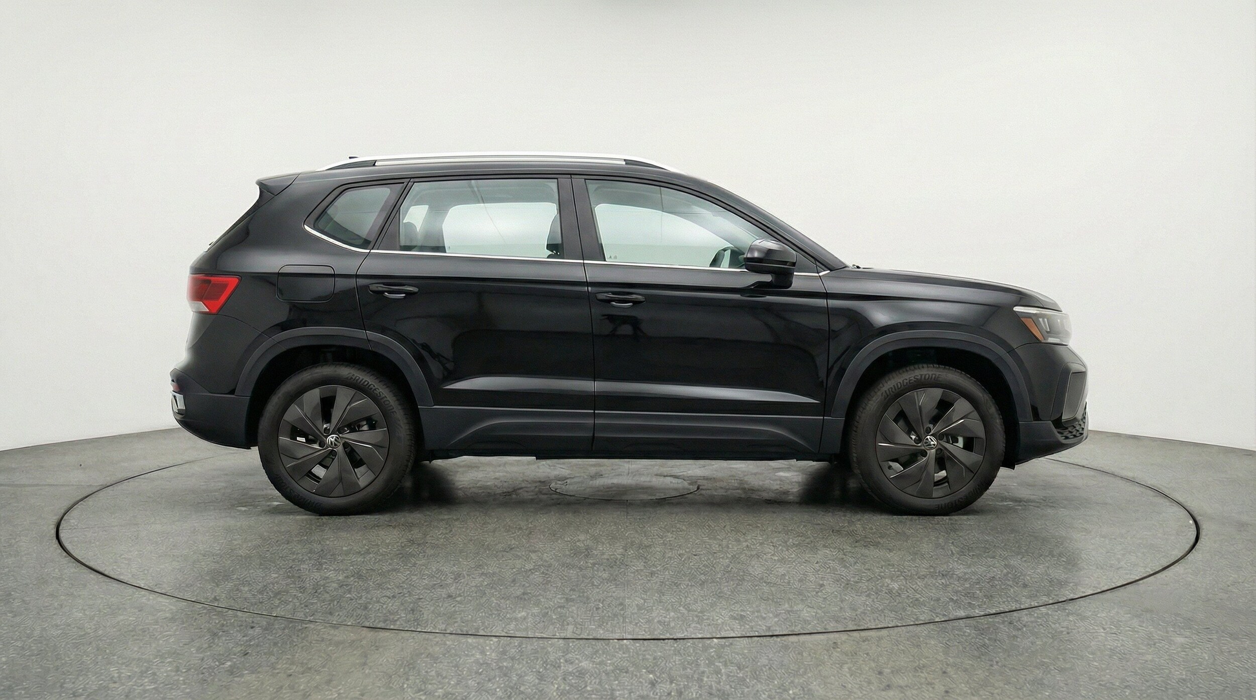 Thumbnail: 2026 Volkswagen Taos - 11