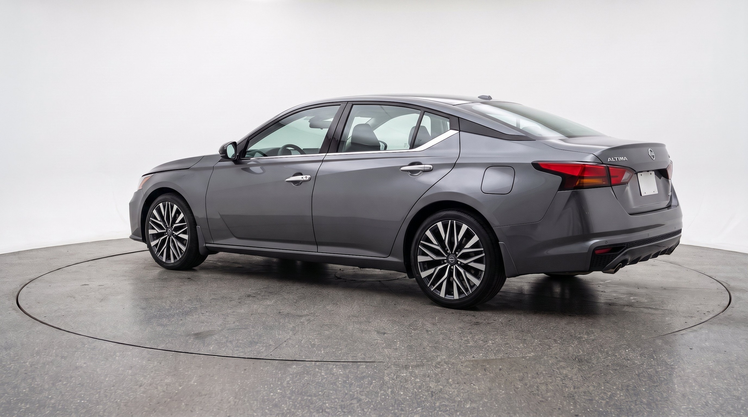 Thumbnail: 2025 Nissan Altima - 6