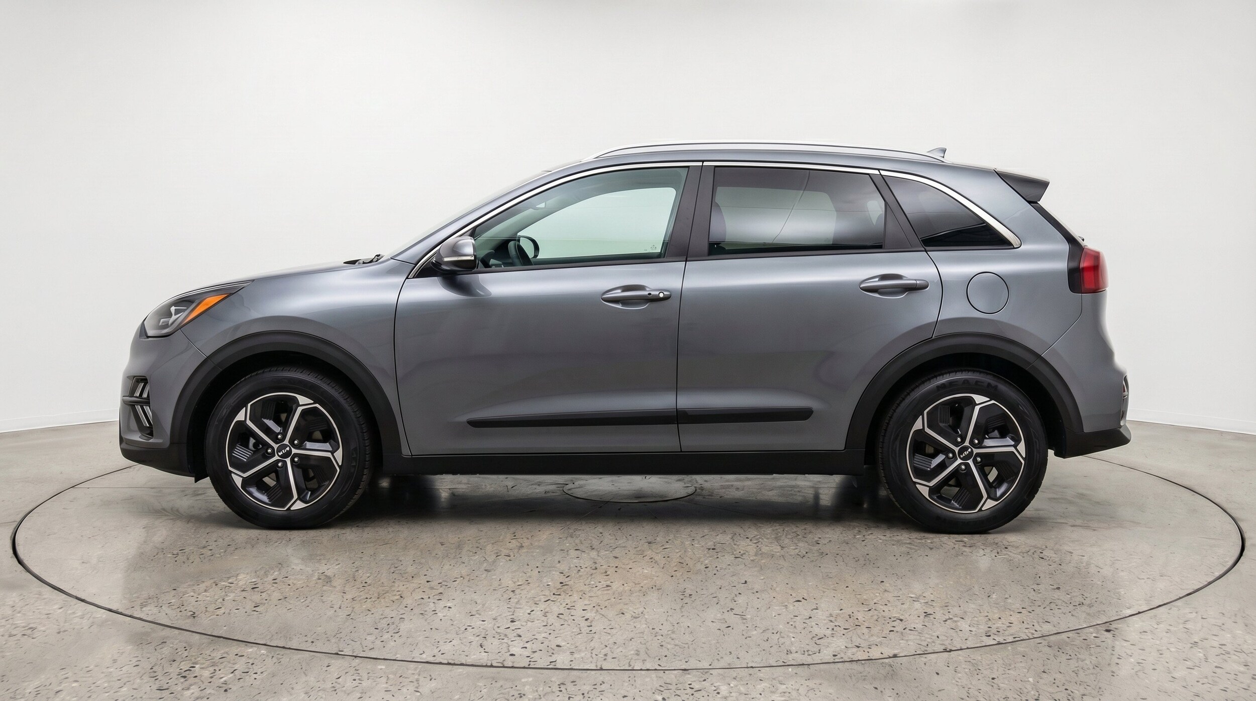 Thumbnail: 2026 Kia Niro - 5