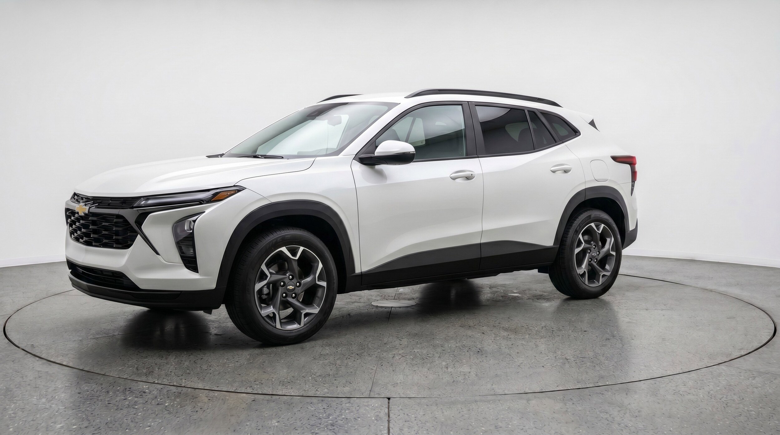 Thumbnail: 2025 Chevrolet Trax - 3