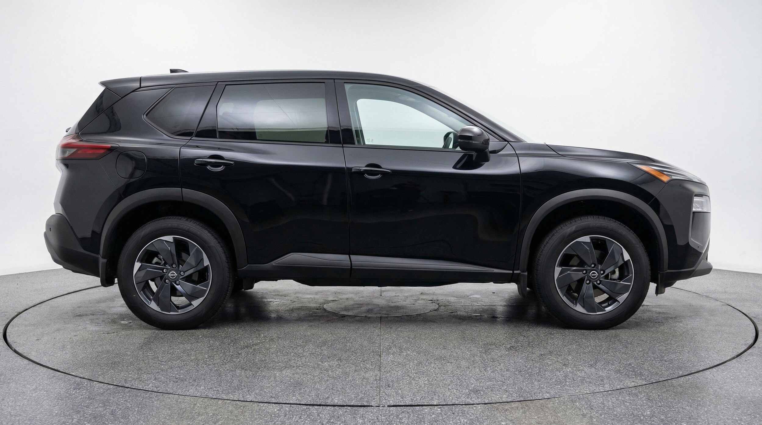 Thumbnail: 2025 Nissan Rogue - 11