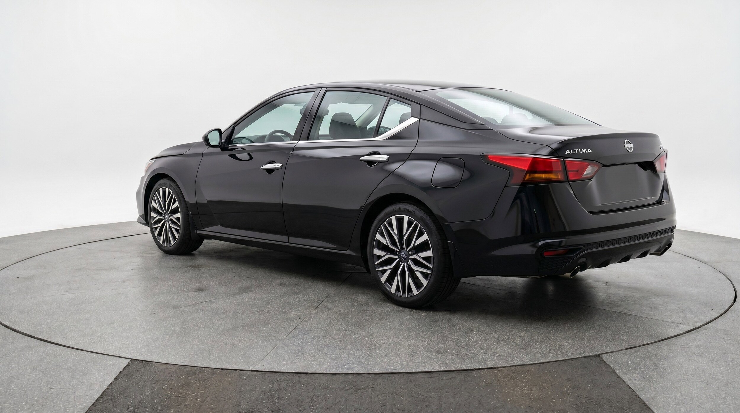 Thumbnail: 2025 Nissan Altima - 6