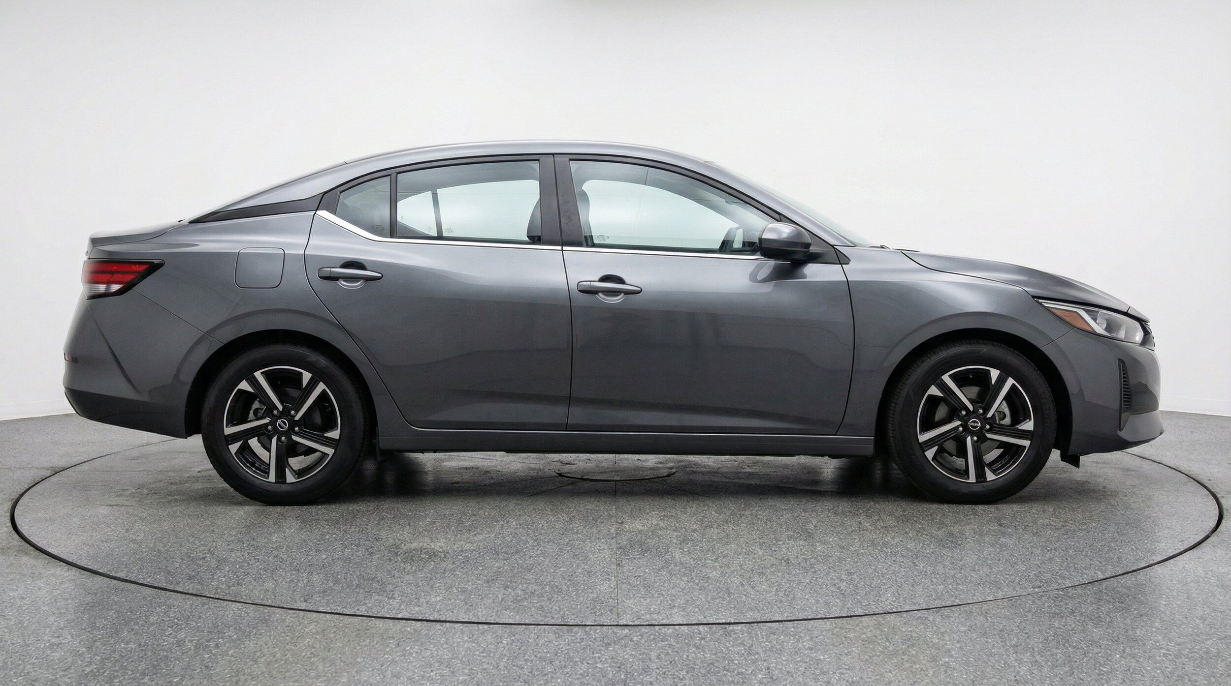 Thumbnail: 2025 Nissan Sentra - 11