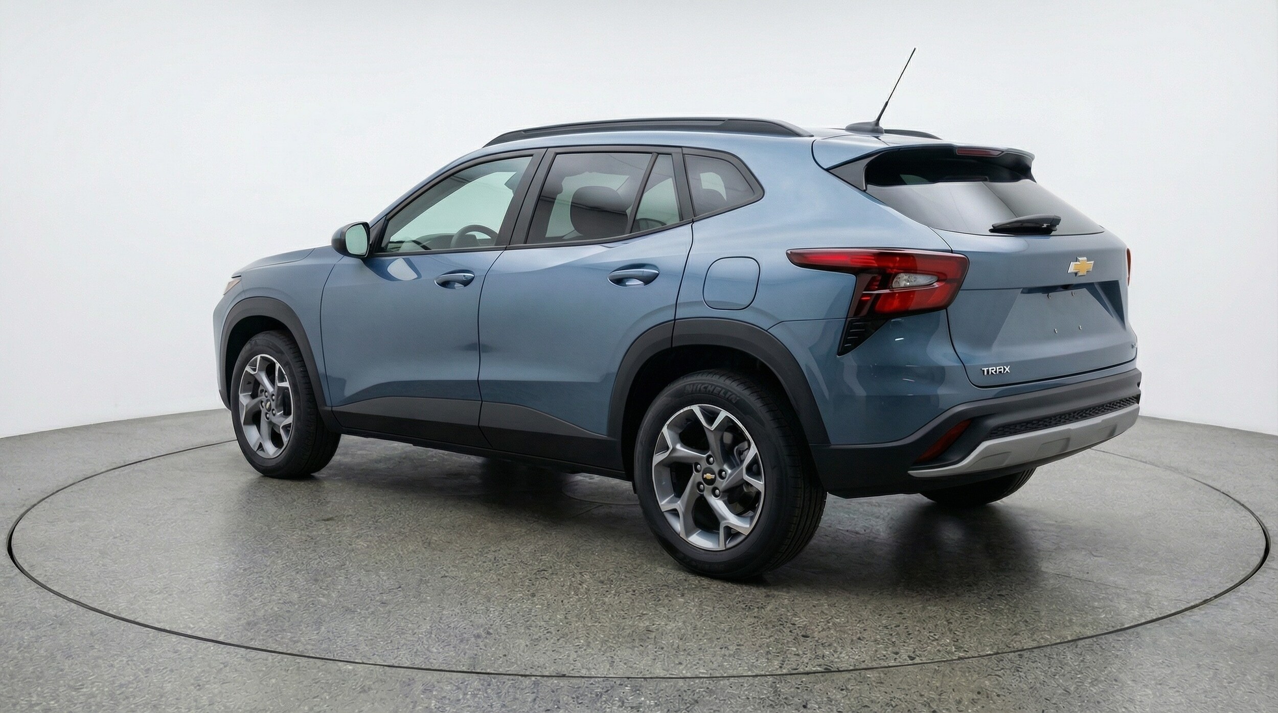 Thumbnail: 2025 Chevrolet Trax - 5