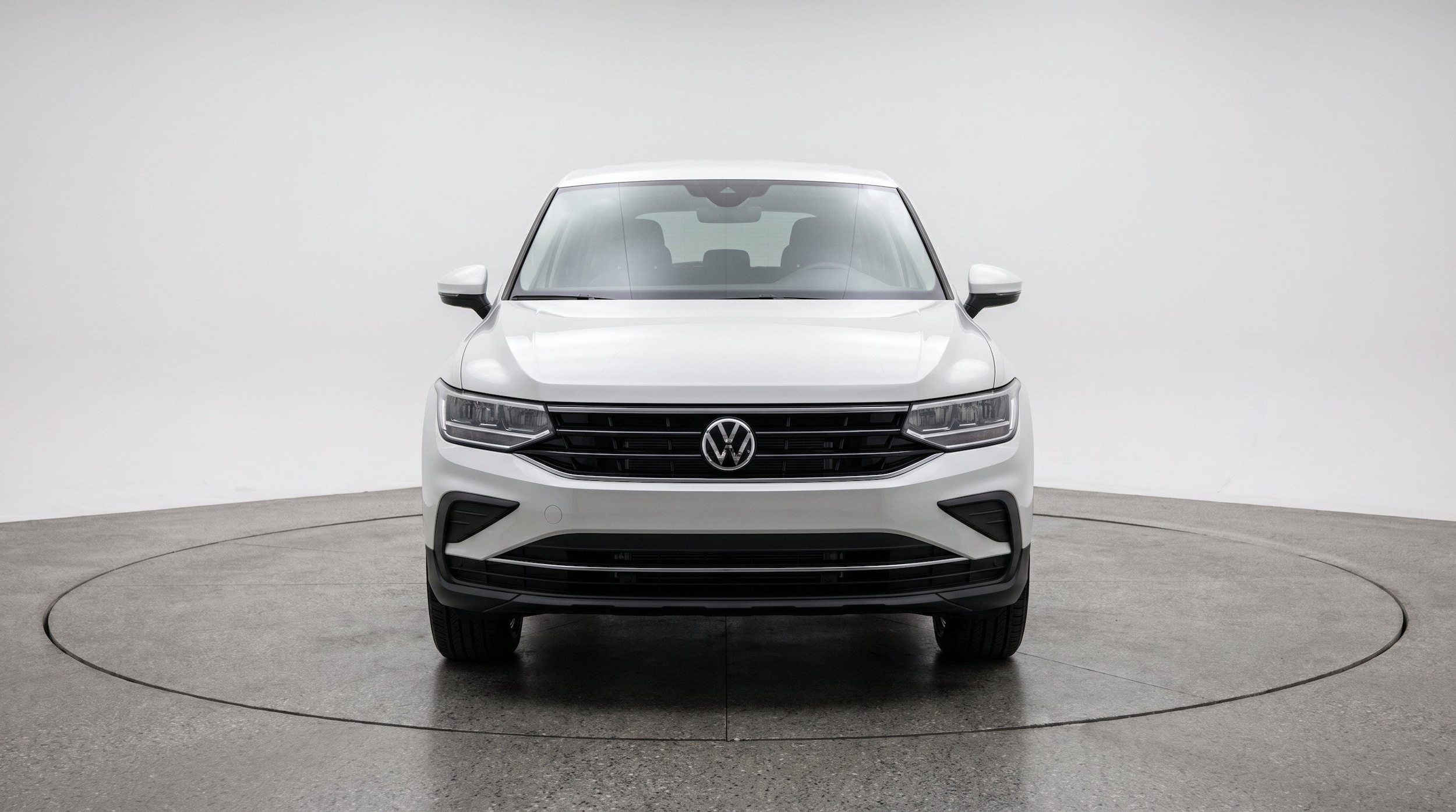 Thumbnail: 2026 Volkswagen Tiguan - 2