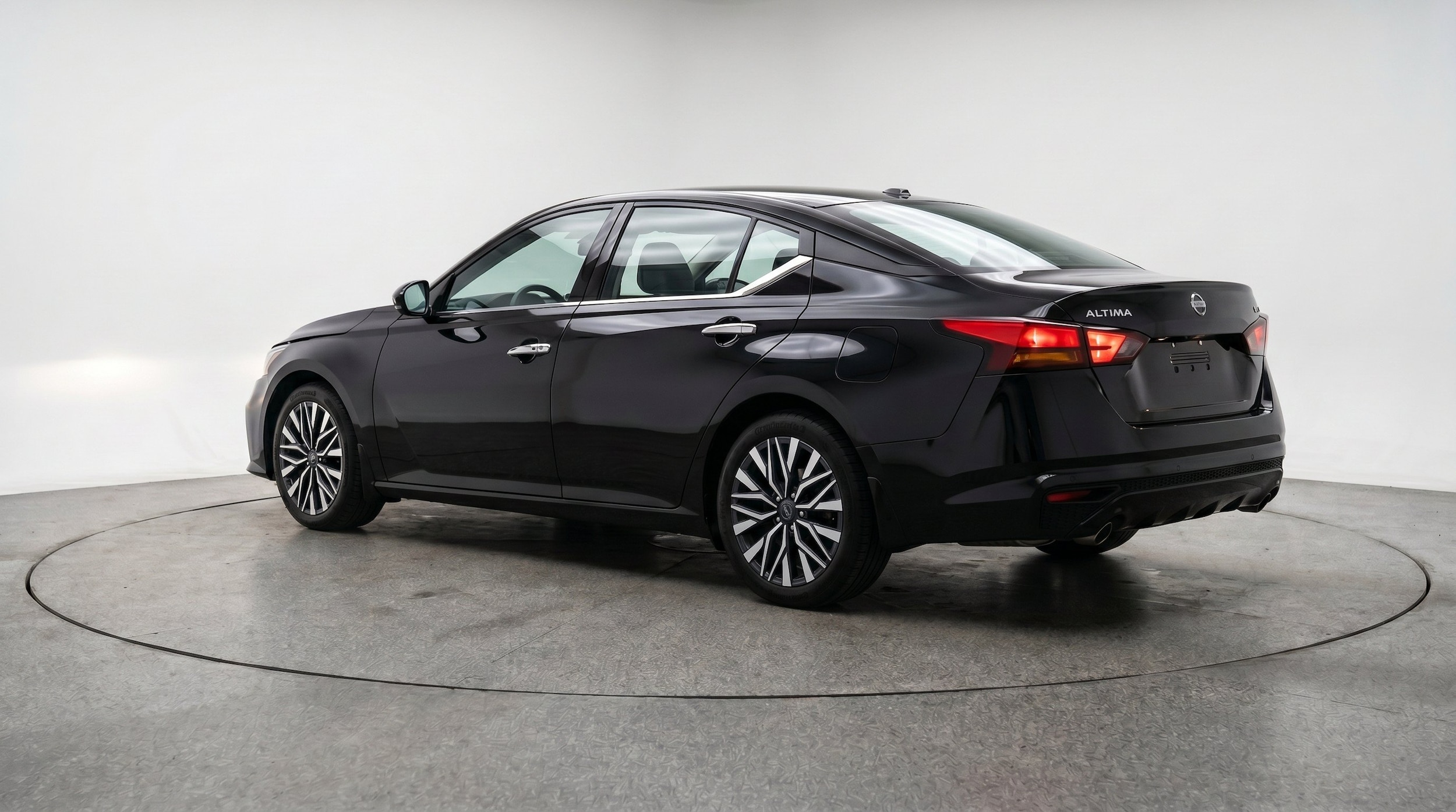 Thumbnail: 2025 Nissan Altima - 6
