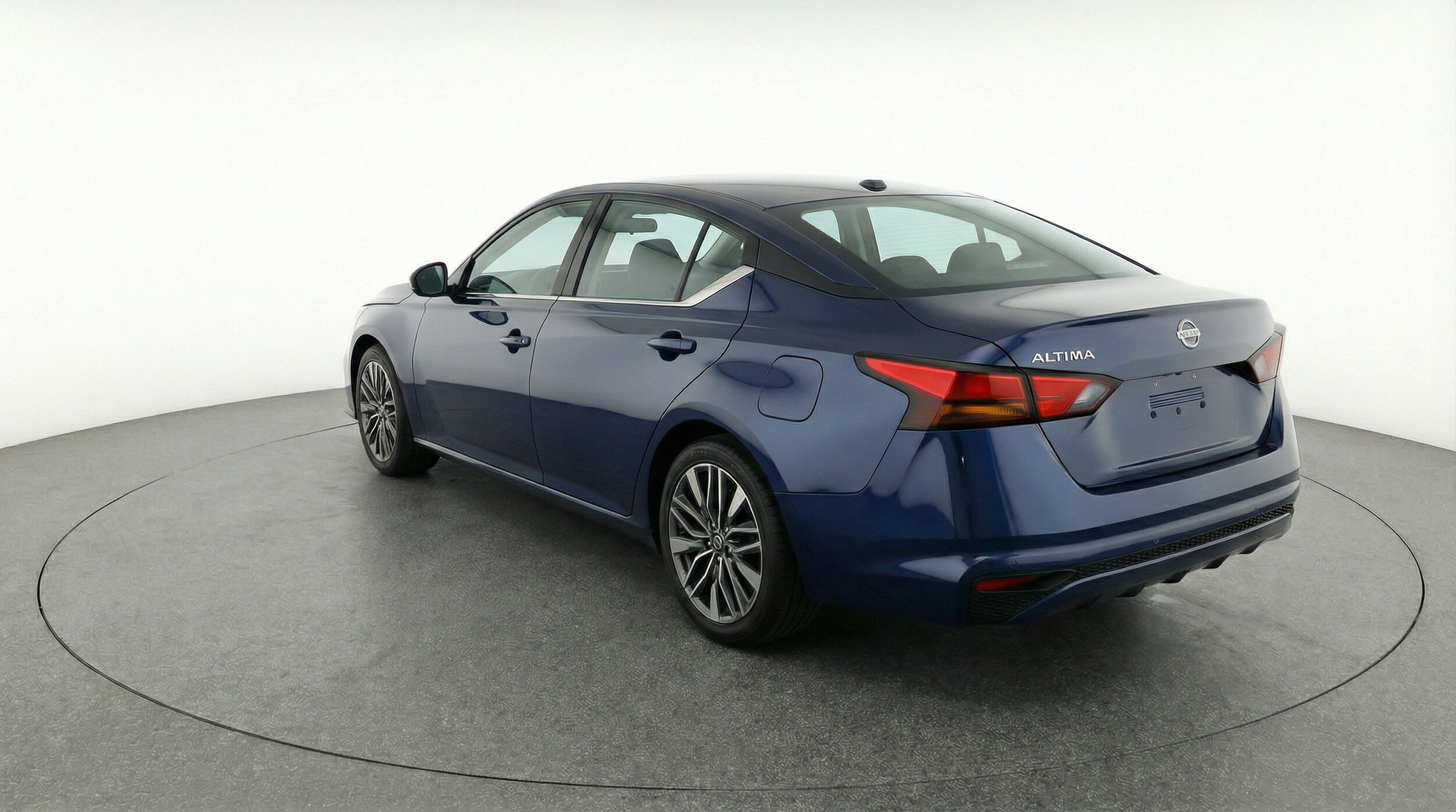 Thumbnail: 2025 Nissan Altima - 6