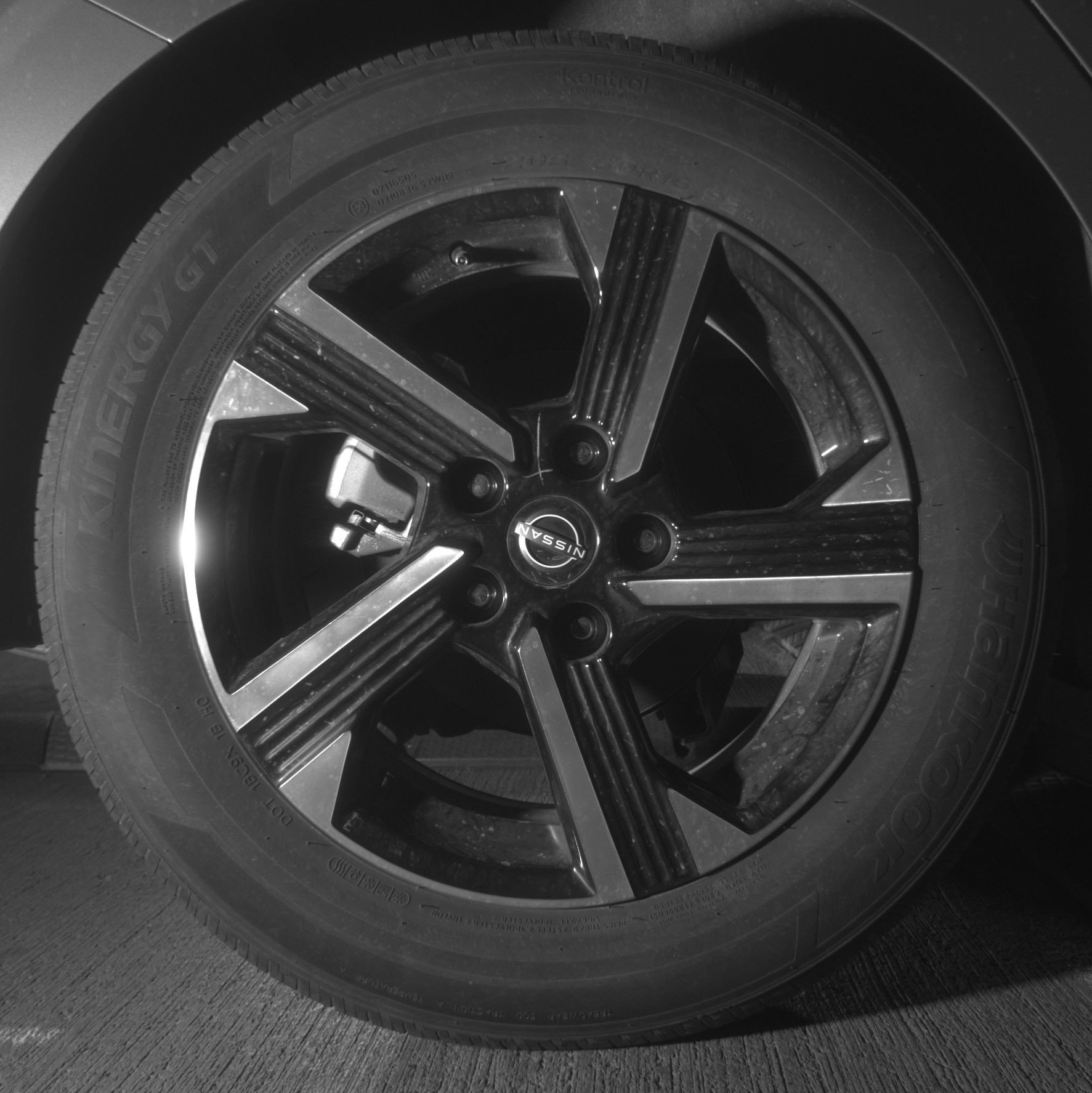 Thumbnail: 2025 Nissan Sentra - 15