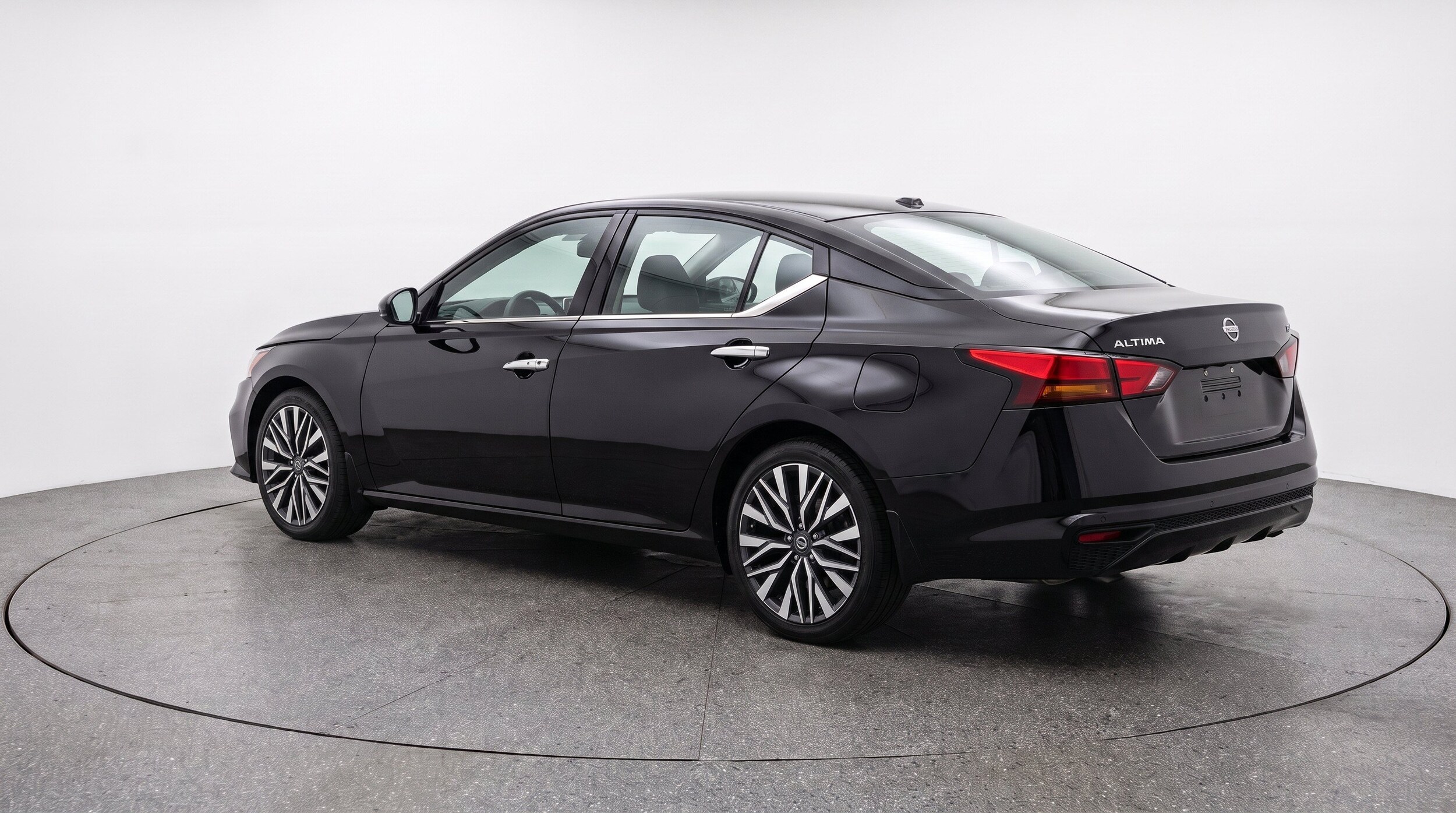 Thumbnail: 2025 Nissan Altima - 6