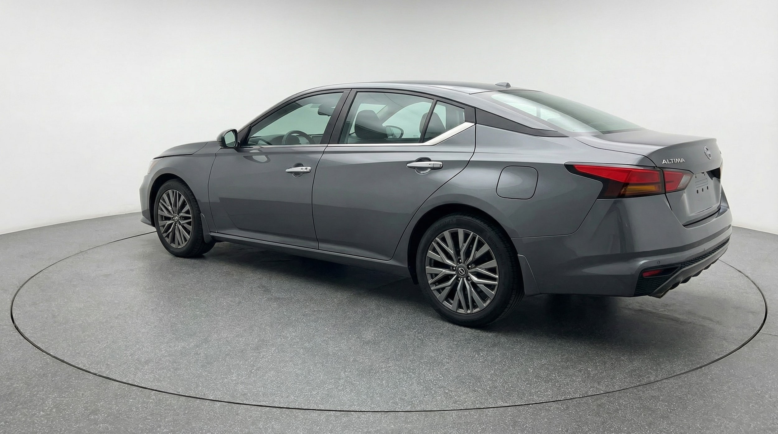 Thumbnail: 2025 Nissan Altima - 5