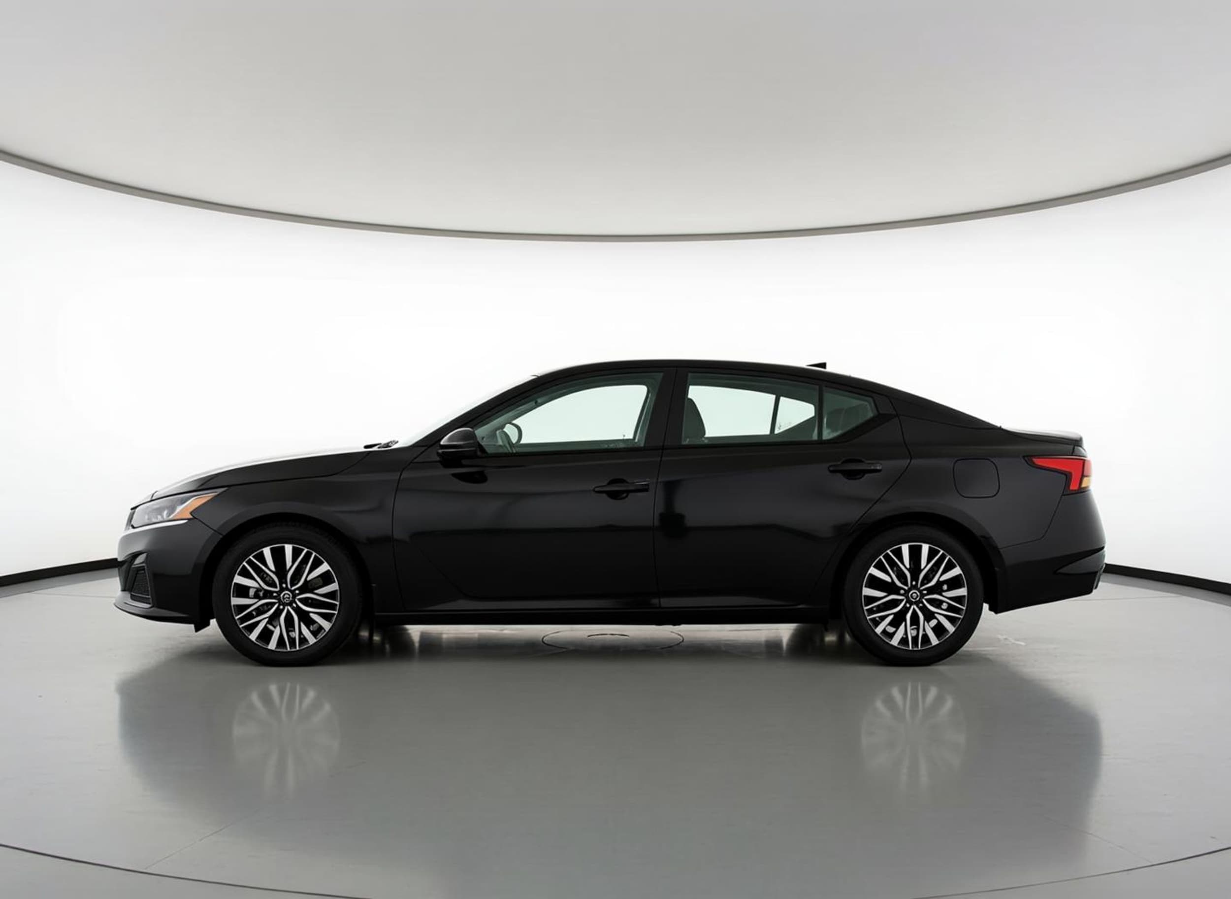 Thumbnail: 2025 Nissan Altima - 4