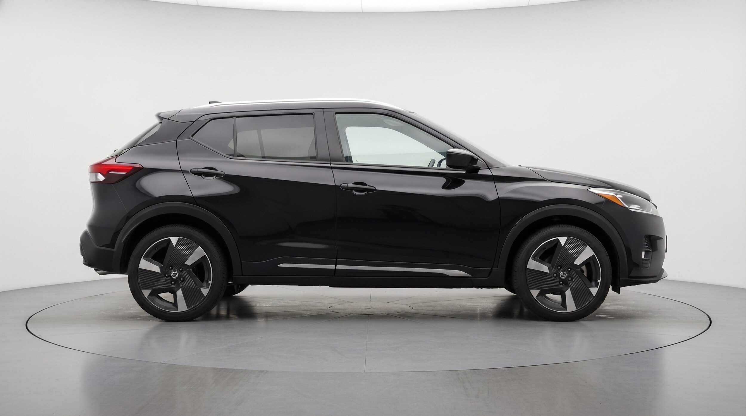 Thumbnail: 2026 Nissan Kicks - 11