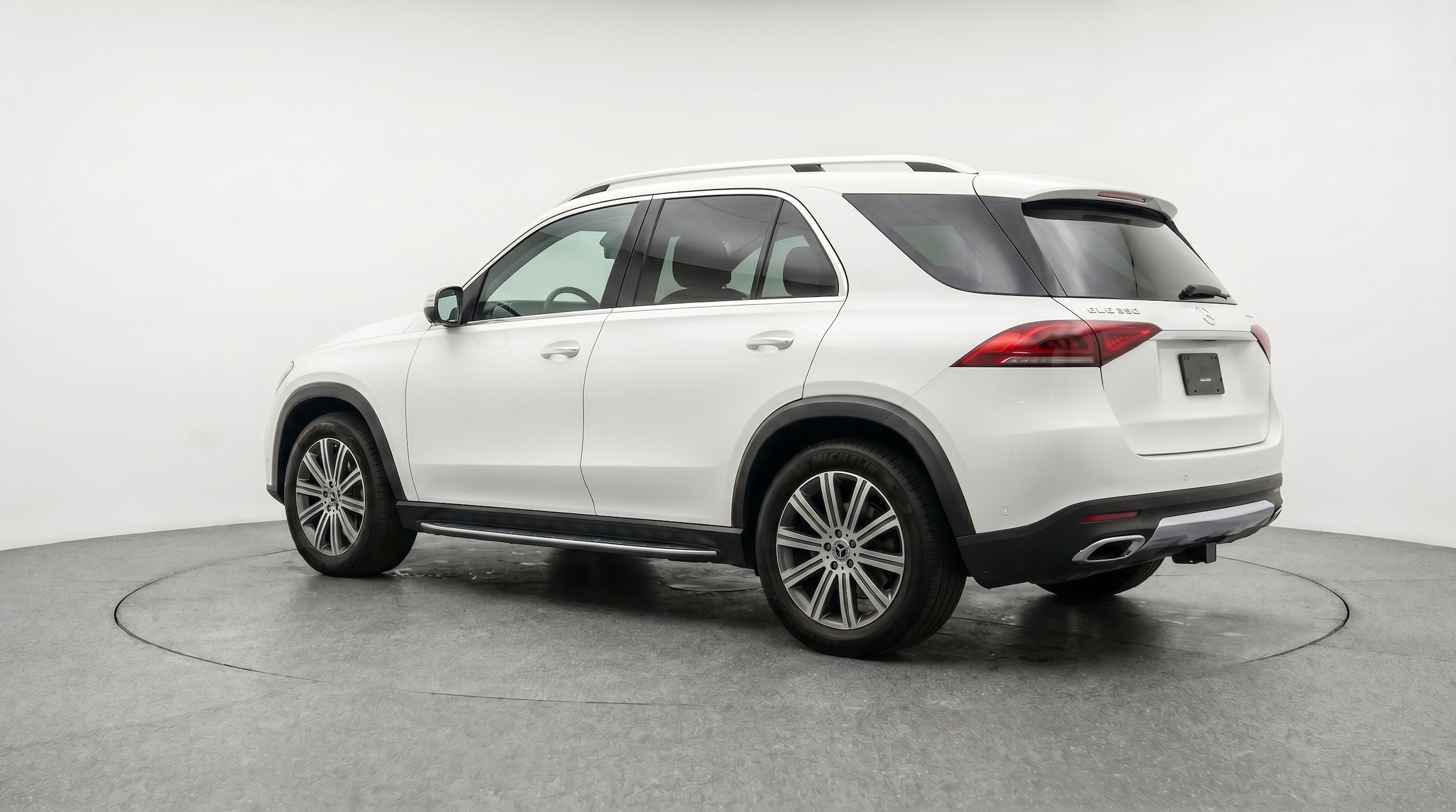 Thumbnail: 2026 Mercedes-Benz GLE - 6
