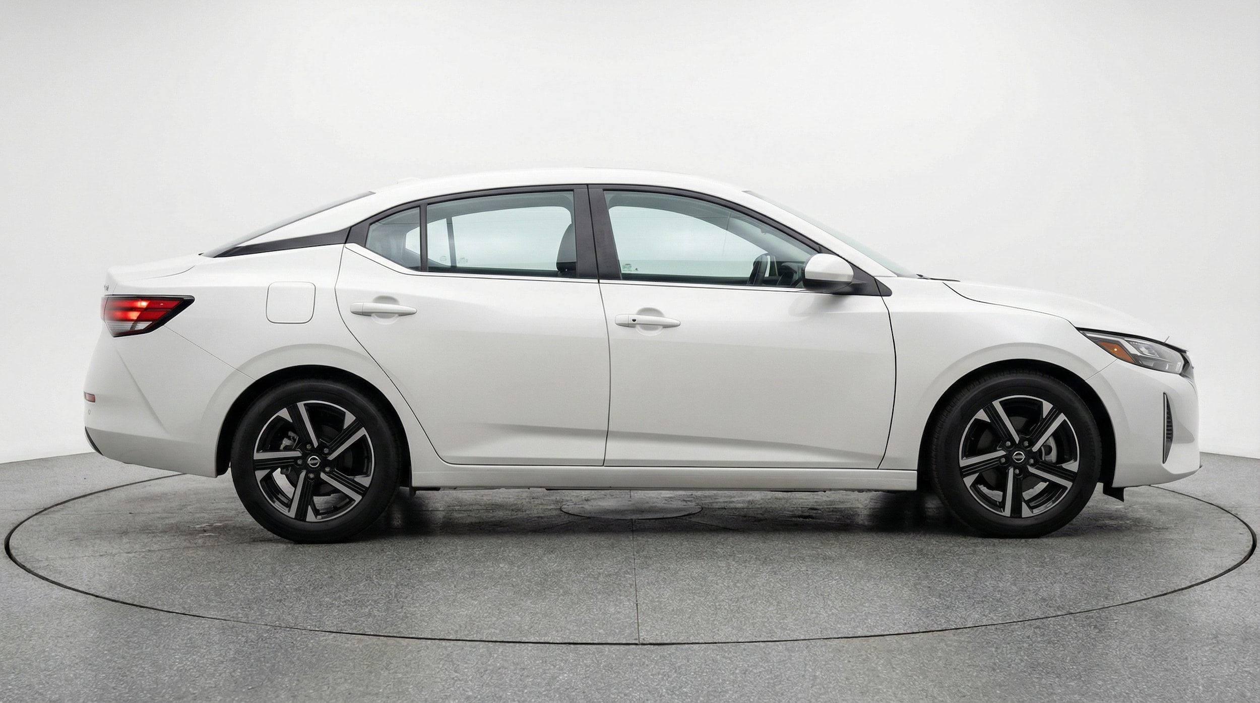 Thumbnail: 2025 Nissan Sentra - 8