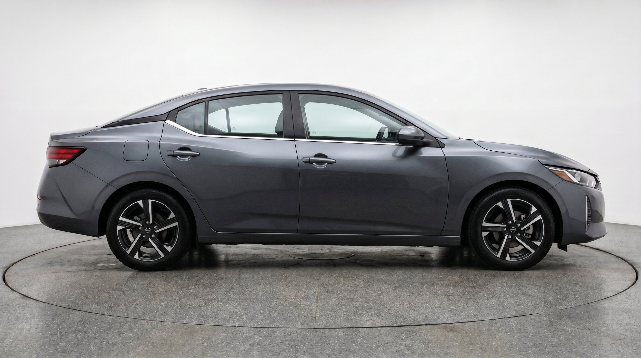 Thumbnail: 2025 Nissan Sentra - 11