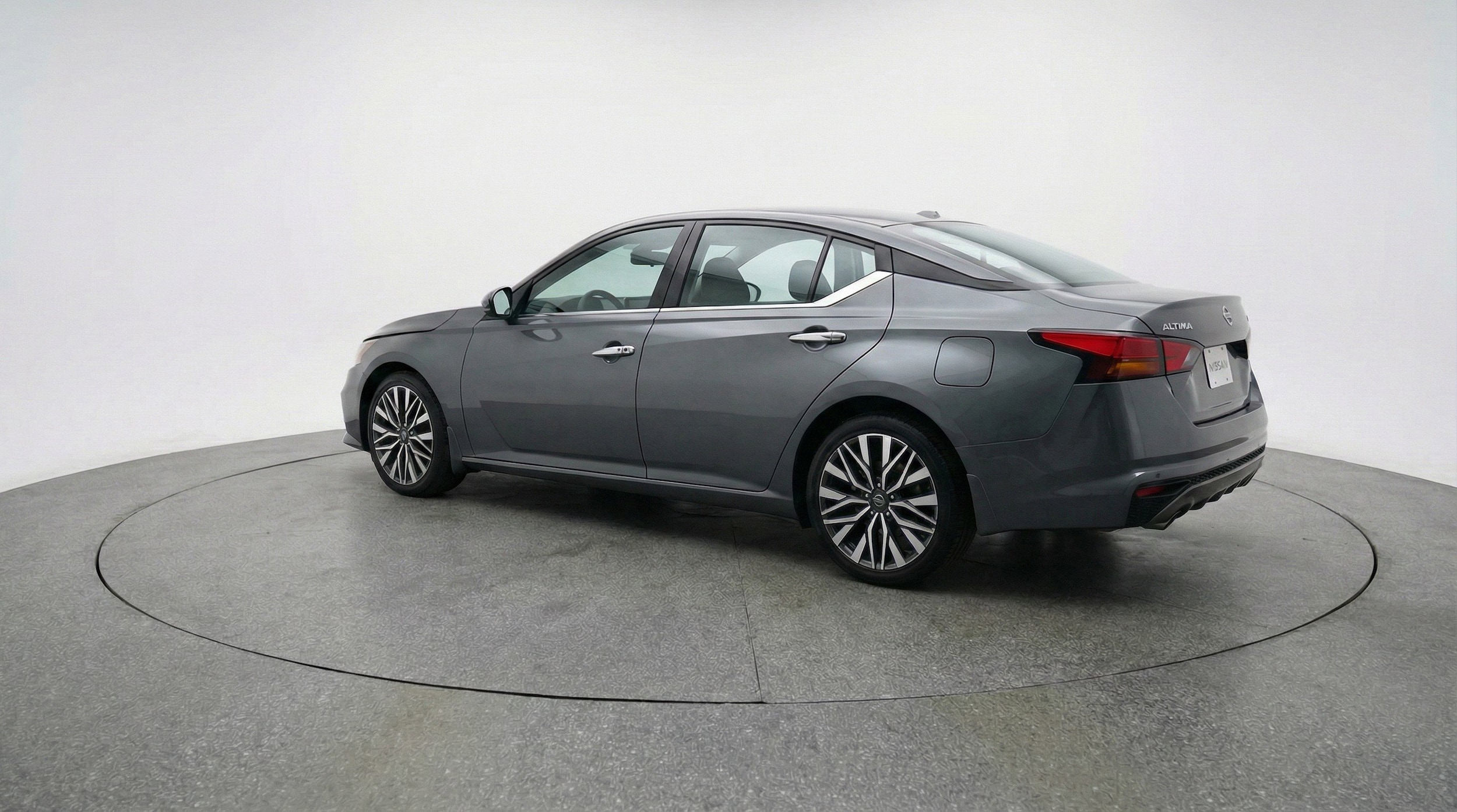 Thumbnail: 2025 Nissan Altima - 6