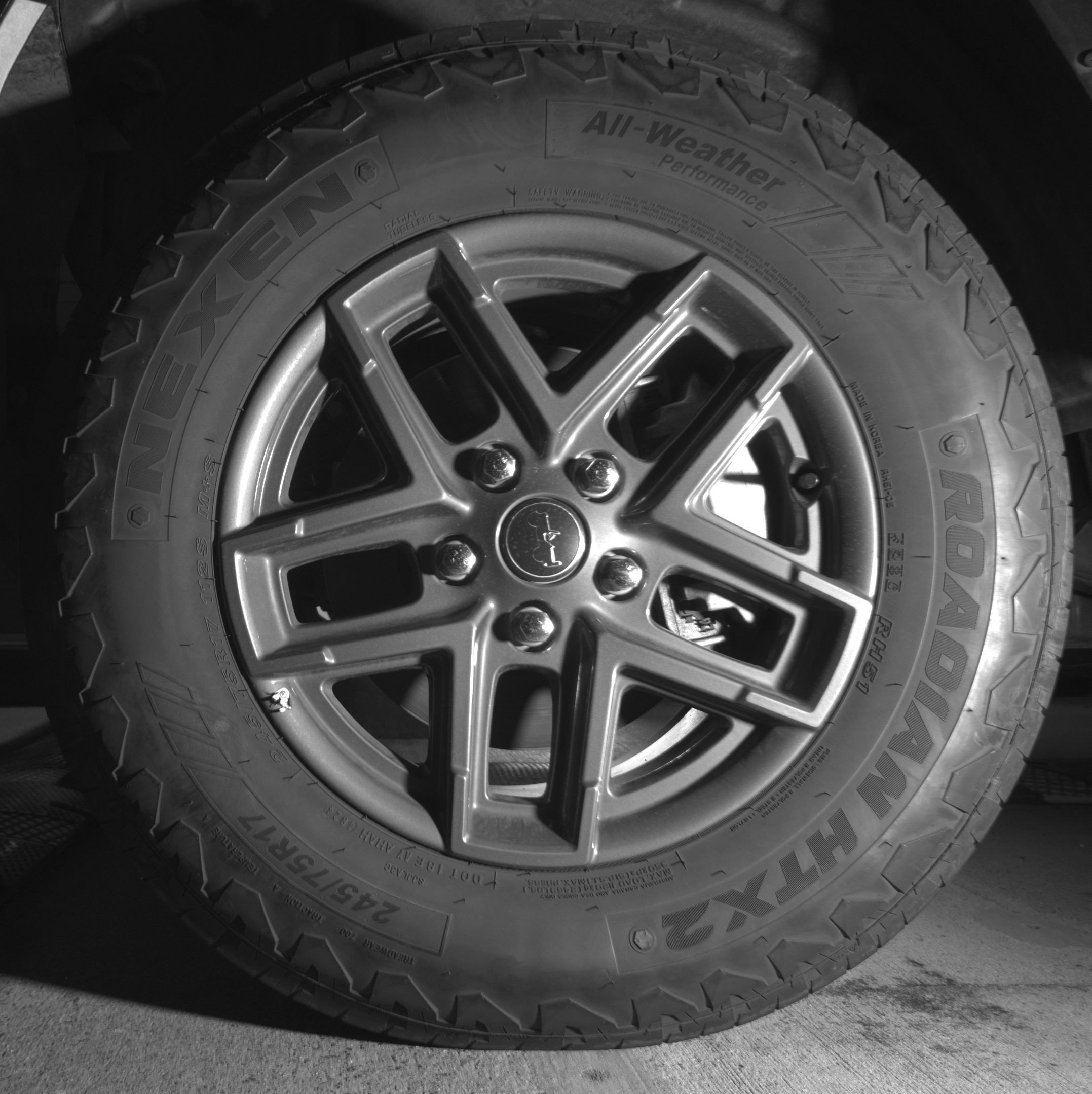 Thumbnail: 2025 Jeep Wrangler - 12