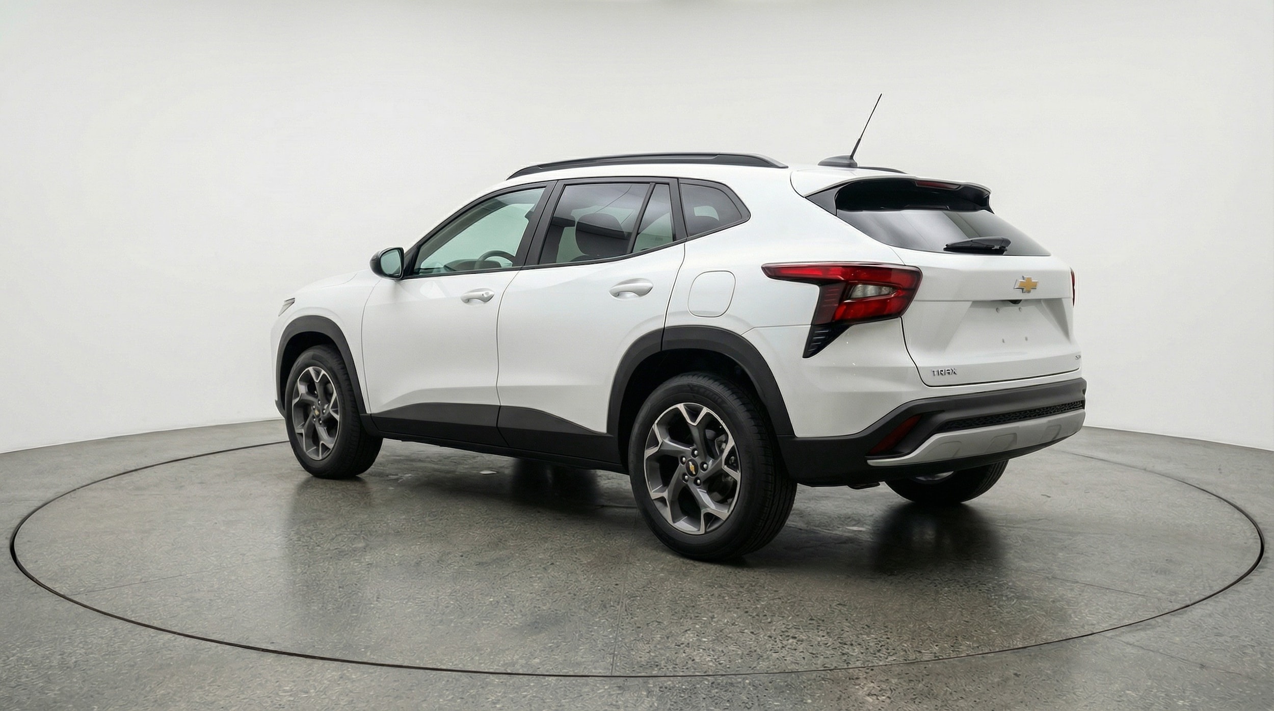 Thumbnail: 2025 Chevrolet Trax - 5