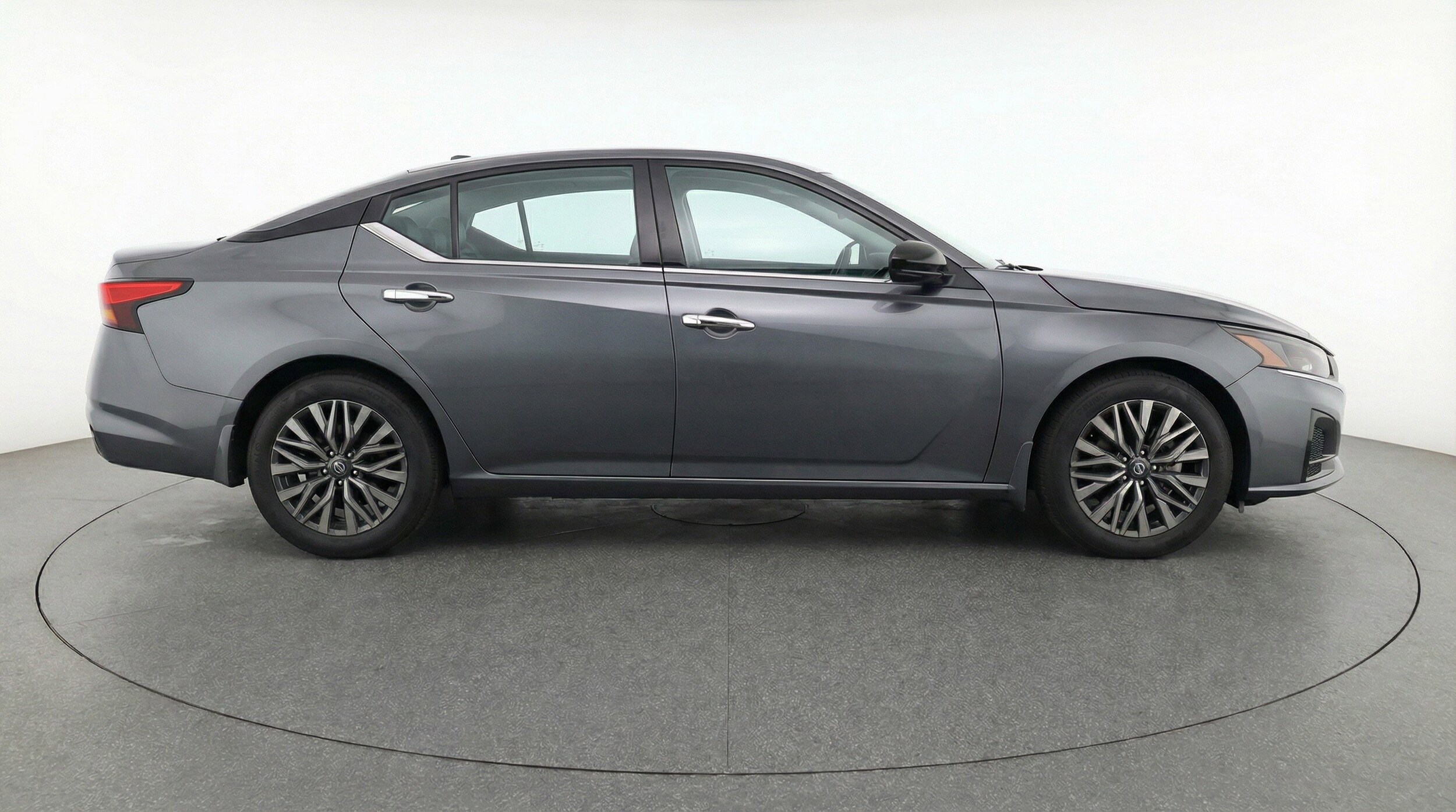 Thumbnail: 2025 Nissan Altima - 11