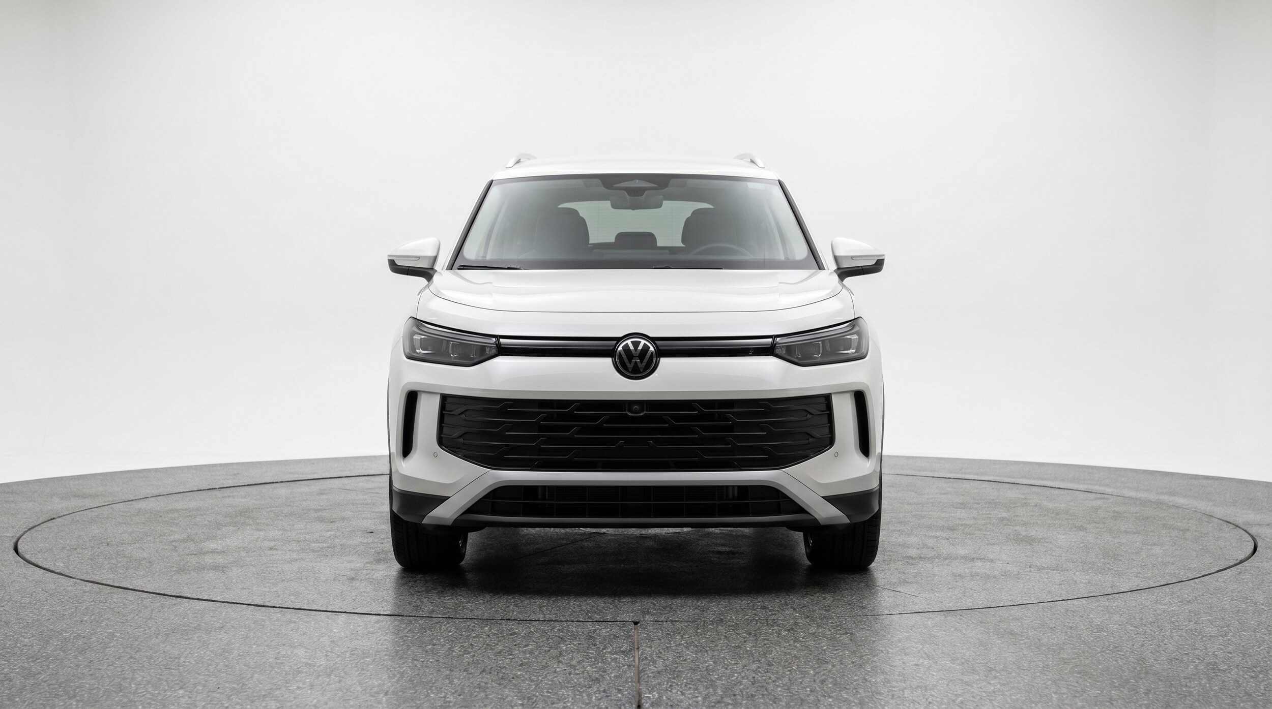 Thumbnail: 2026 Volkswagen Tiguan - 2