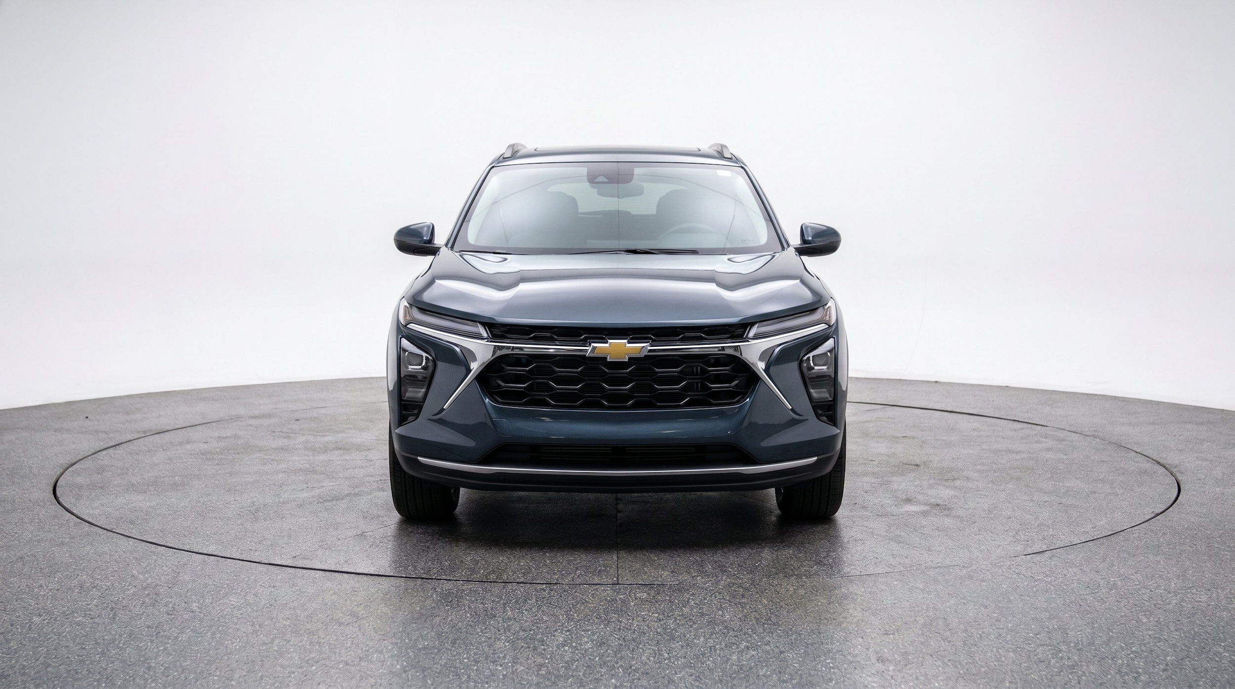 Thumbnail: 2025 Chevrolet Trax - 2