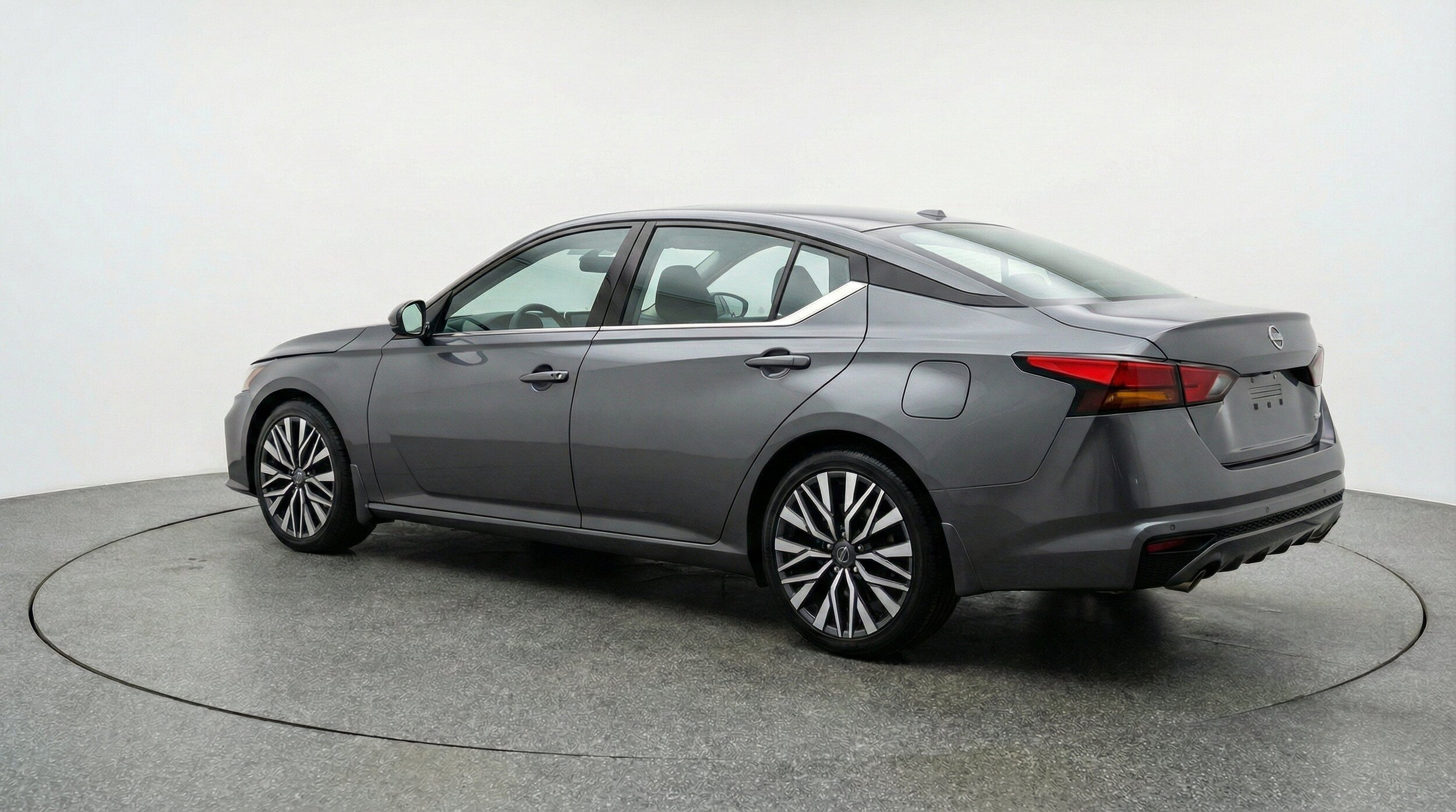 Thumbnail: 2025 Nissan Altima - 6