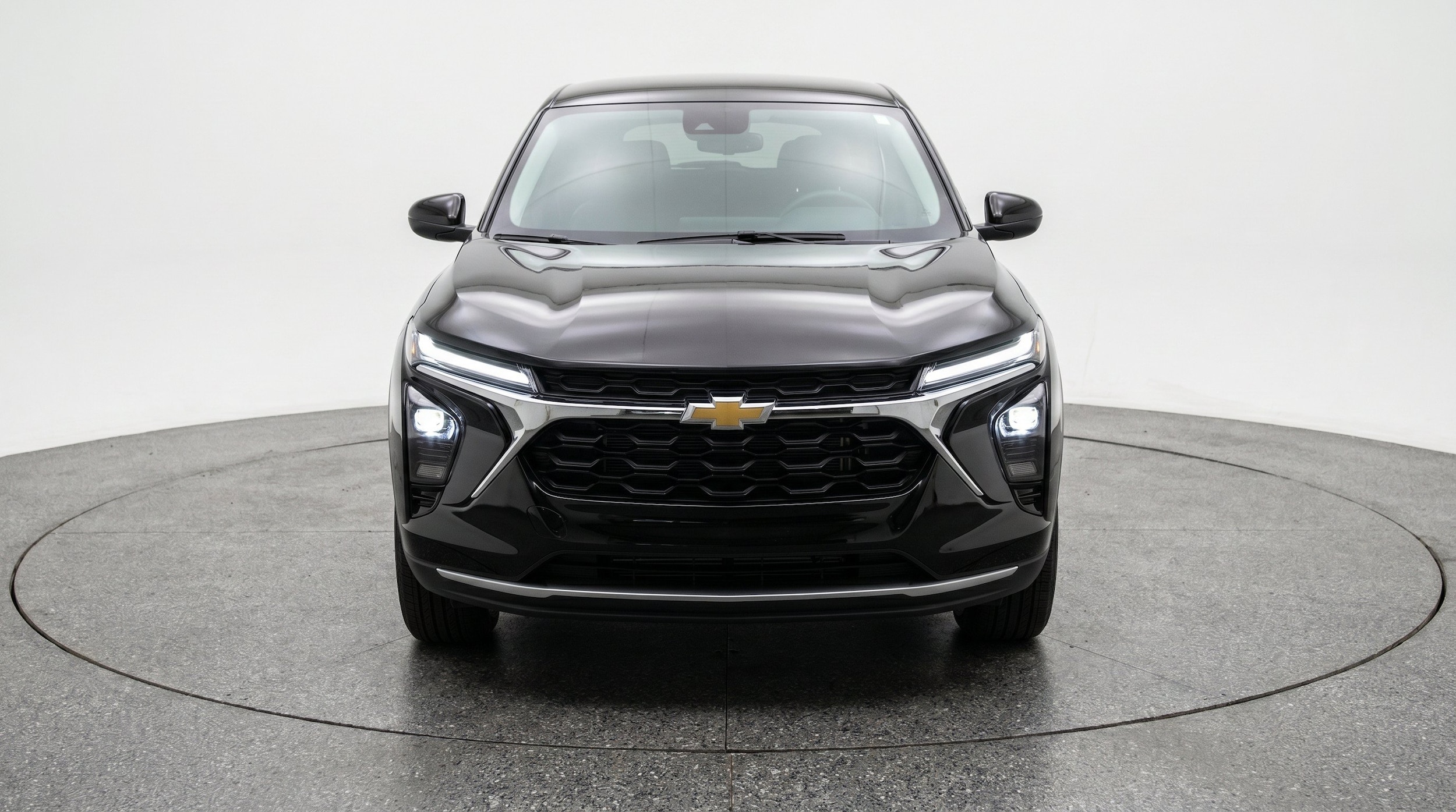 Thumbnail: 2025 Chevrolet Trax - 2