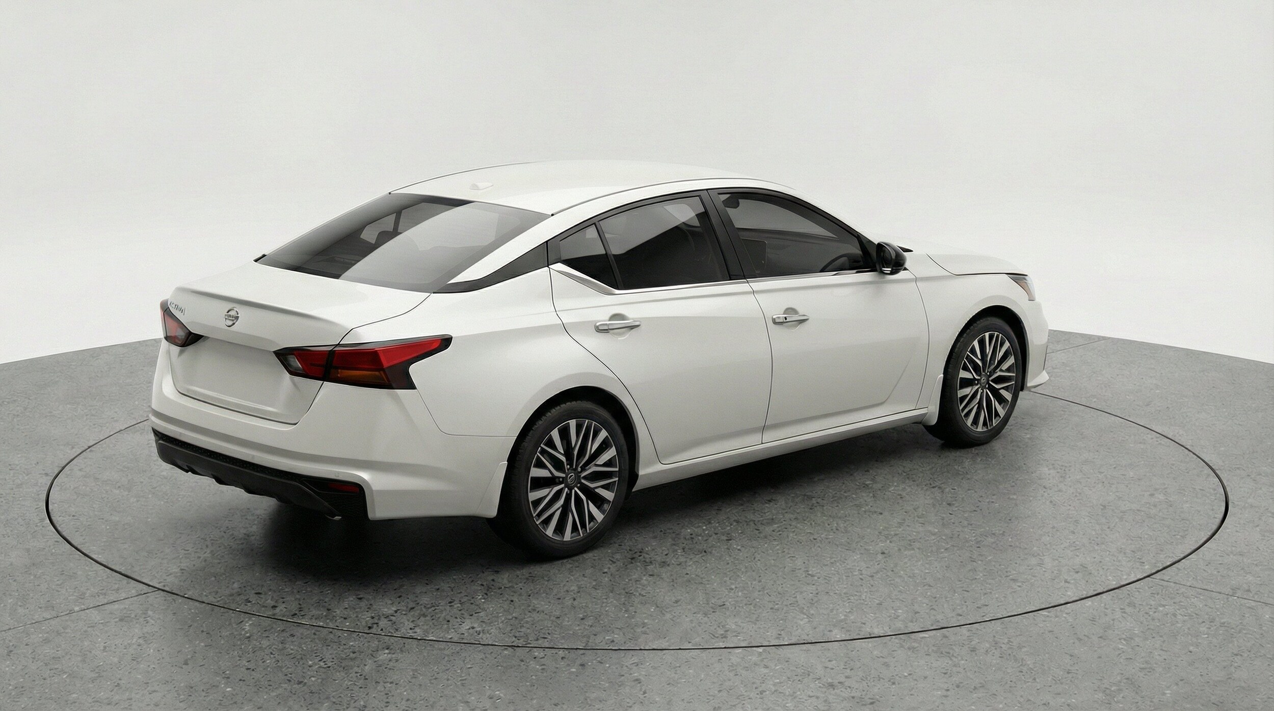 Thumbnail: 2025 Nissan Altima - 9