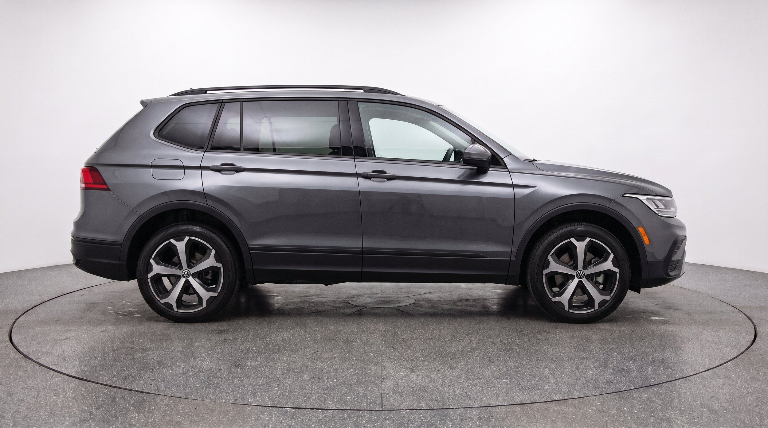 Thumbnail: 2026 Volkswagen Tiguan - 11