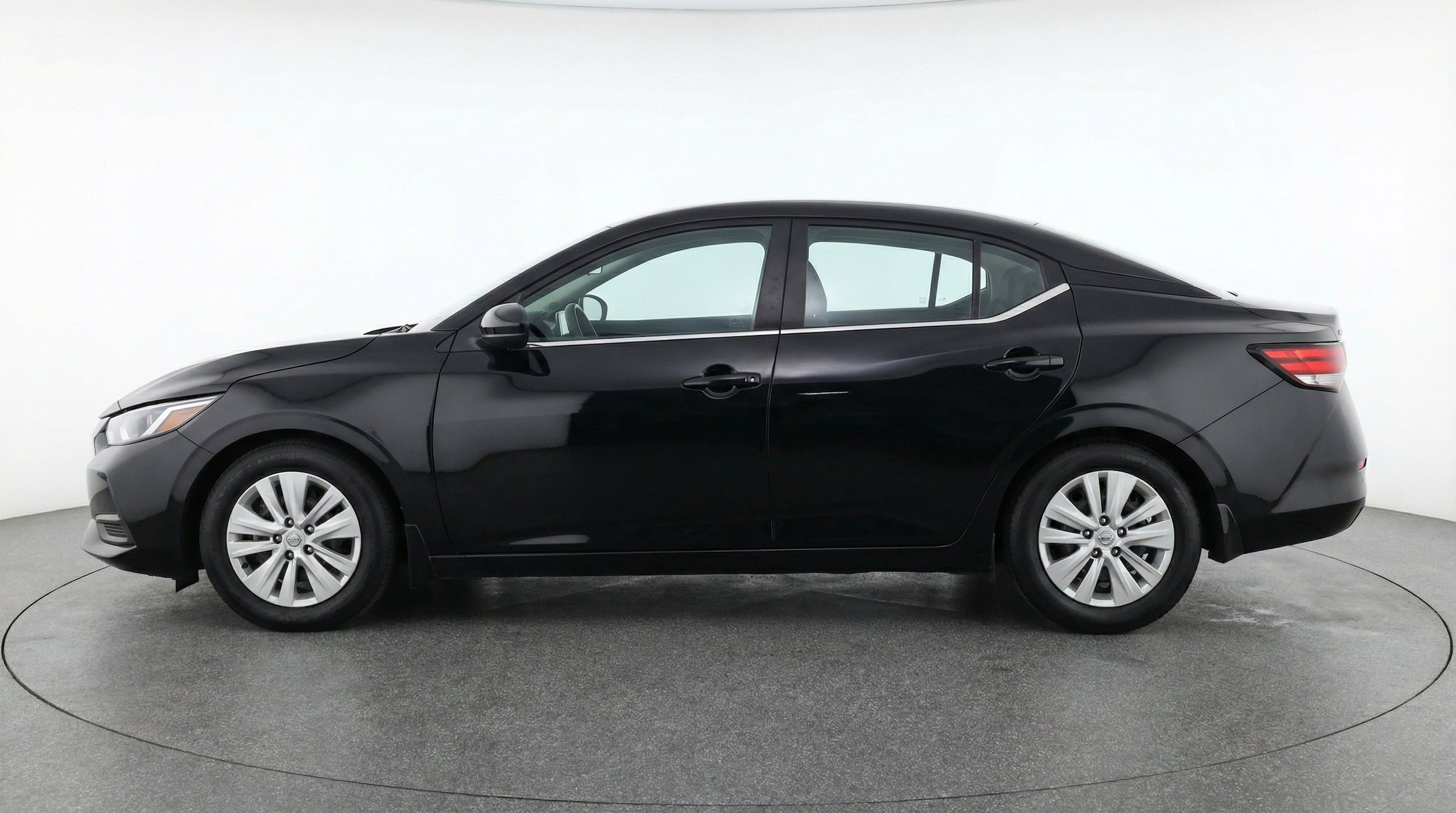 Thumbnail: 2025 Nissan Sentra - 5