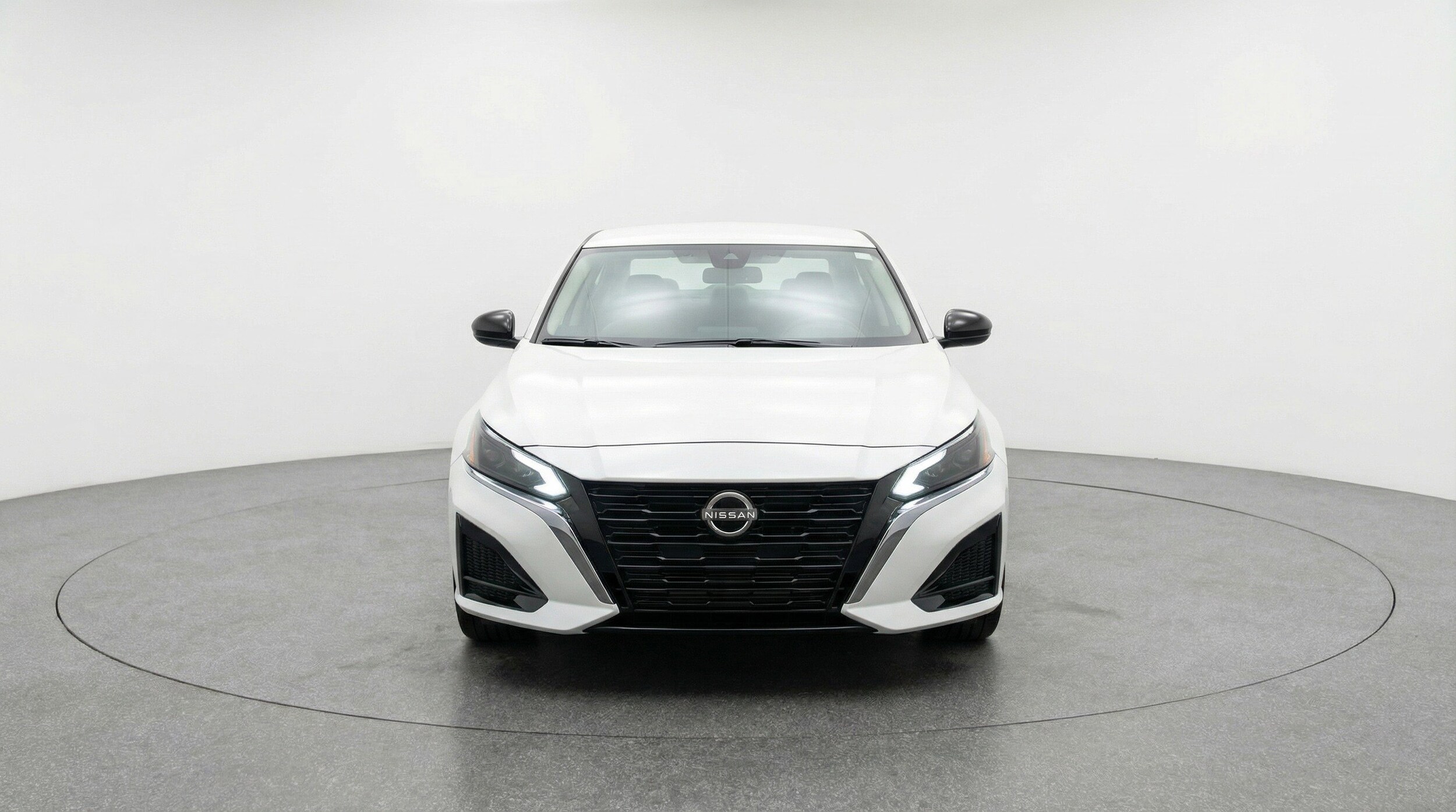 Thumbnail: 2025 Nissan Altima - 2