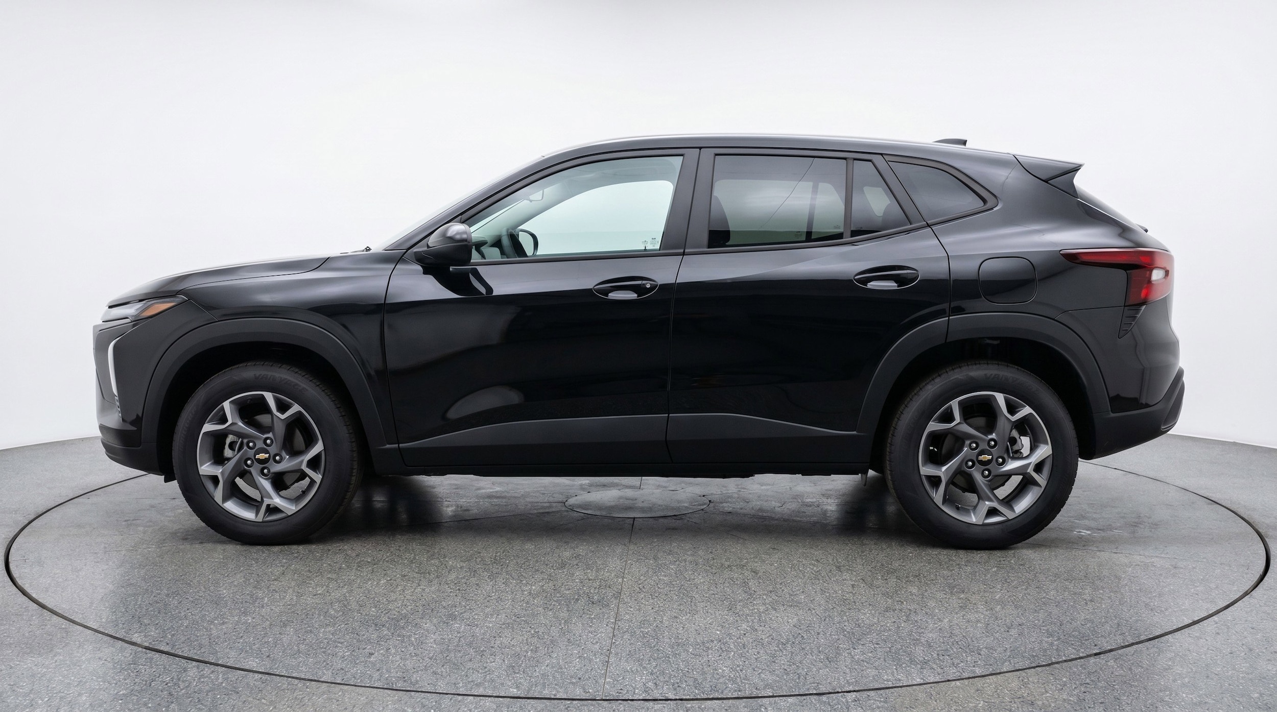 Thumbnail: 2025 Chevrolet Trax - 5