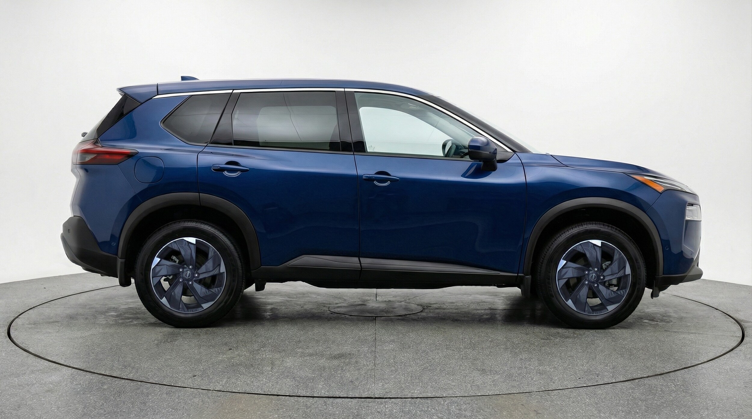 Thumbnail: 2025 Nissan Rogue - 8