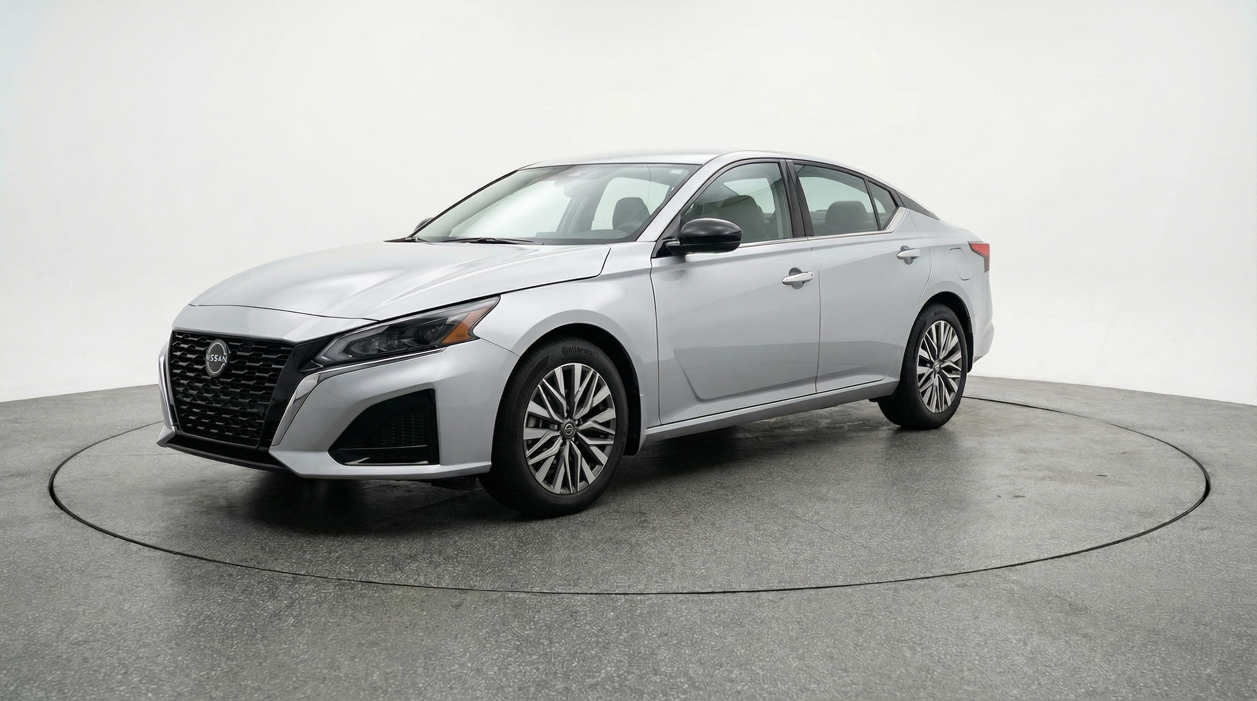 Thumbnail: 2025 Nissan Altima - 3