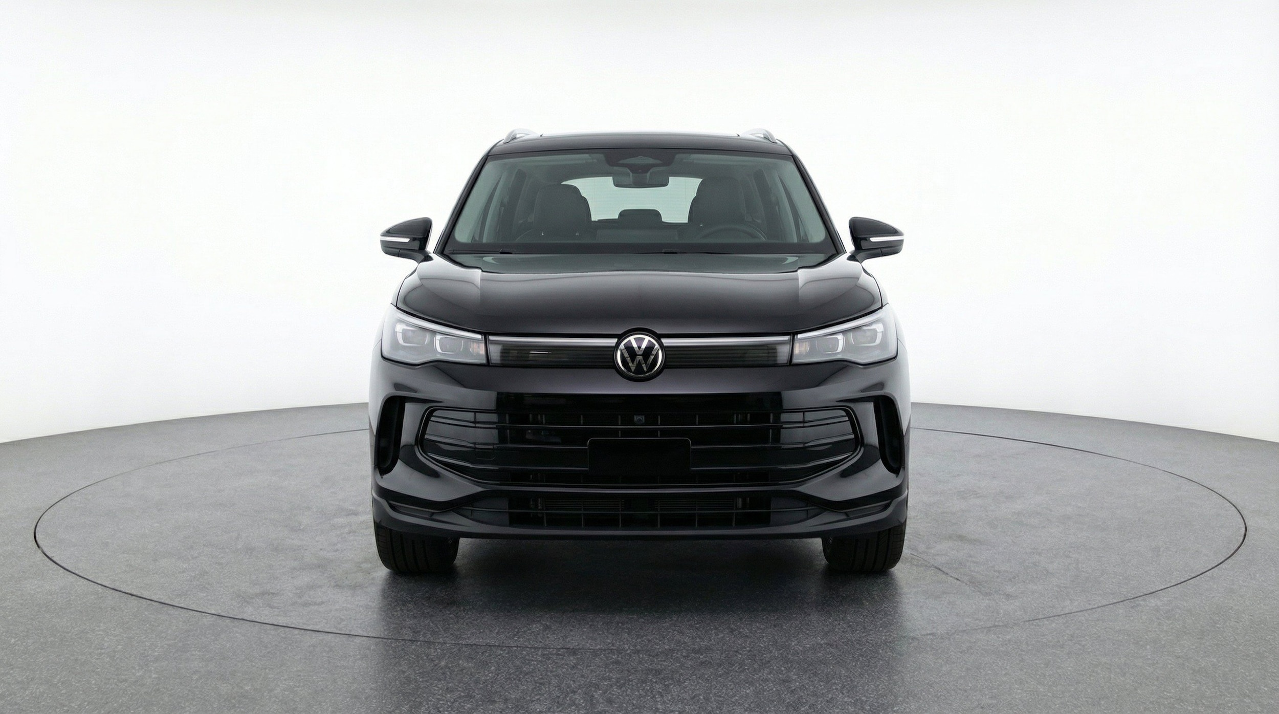 Thumbnail: 2026 Volkswagen Tiguan - 2