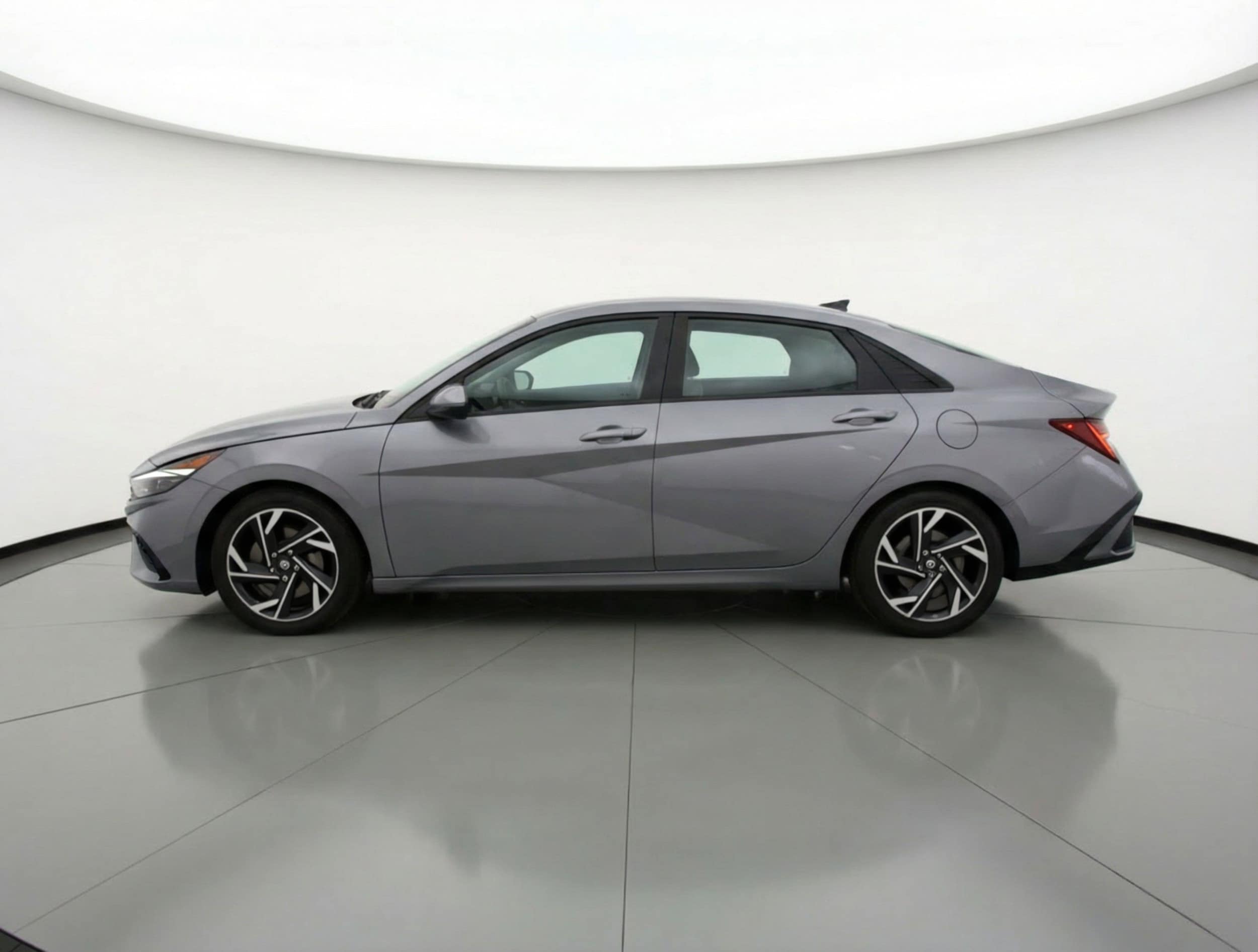 Thumbnail: 2025 Hyundai Elantra - 5