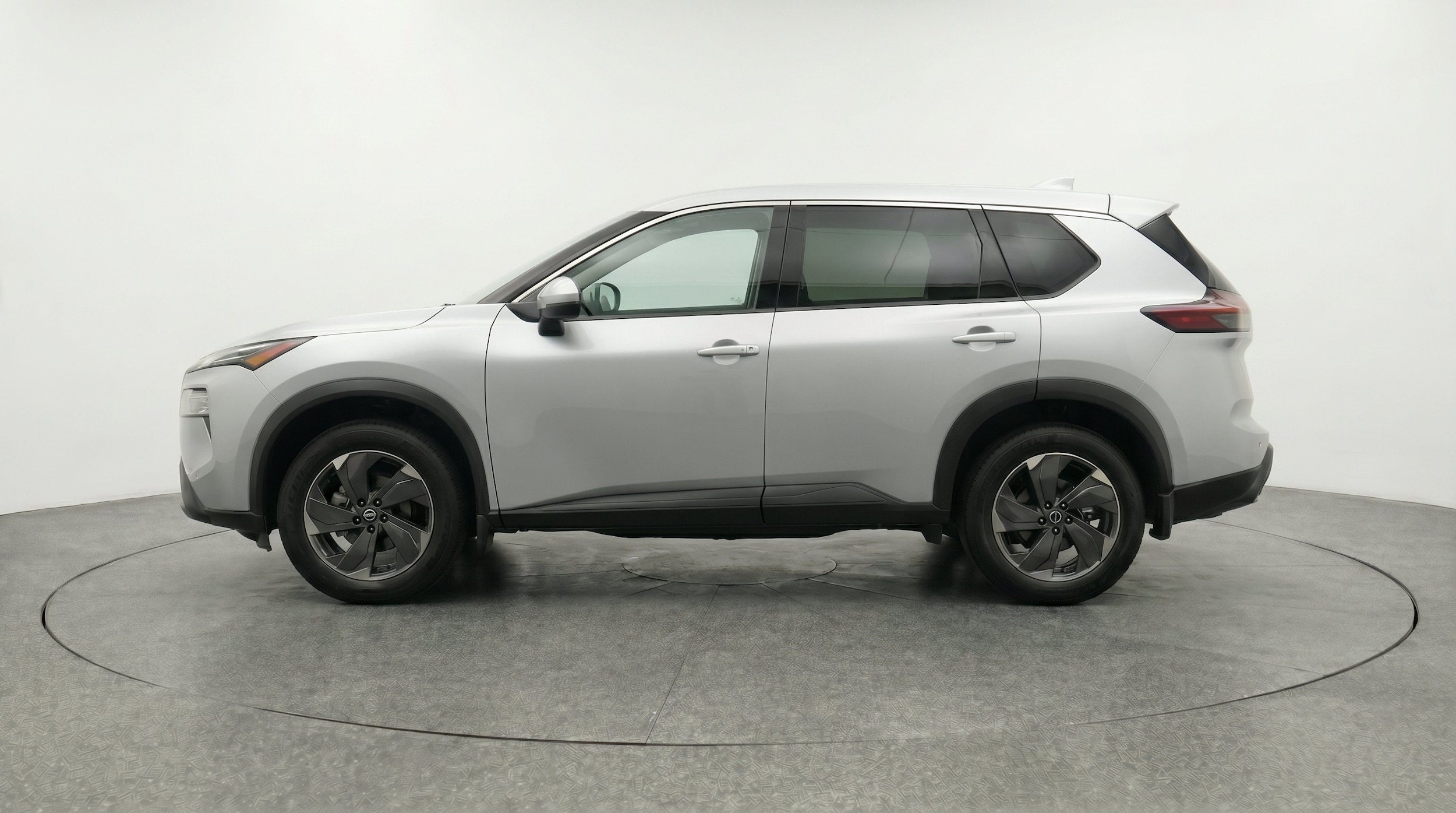 Thumbnail: 2025 Nissan Rogue - 5