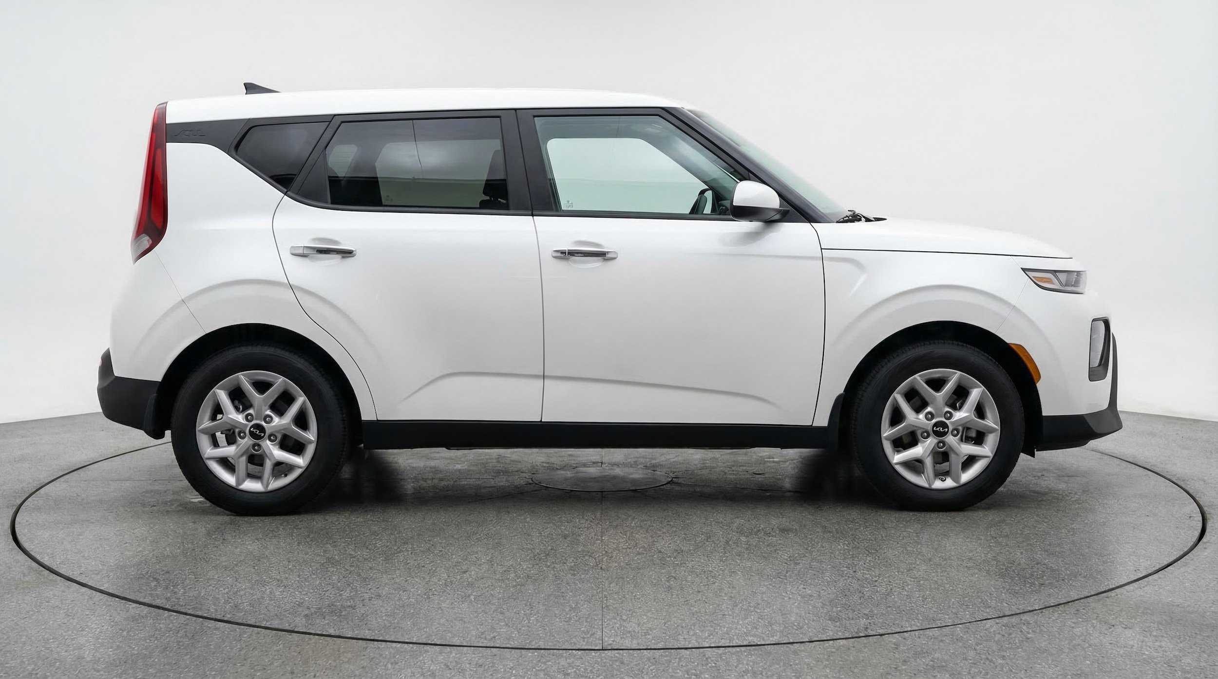 Thumbnail: 2025 Kia Soul - 8