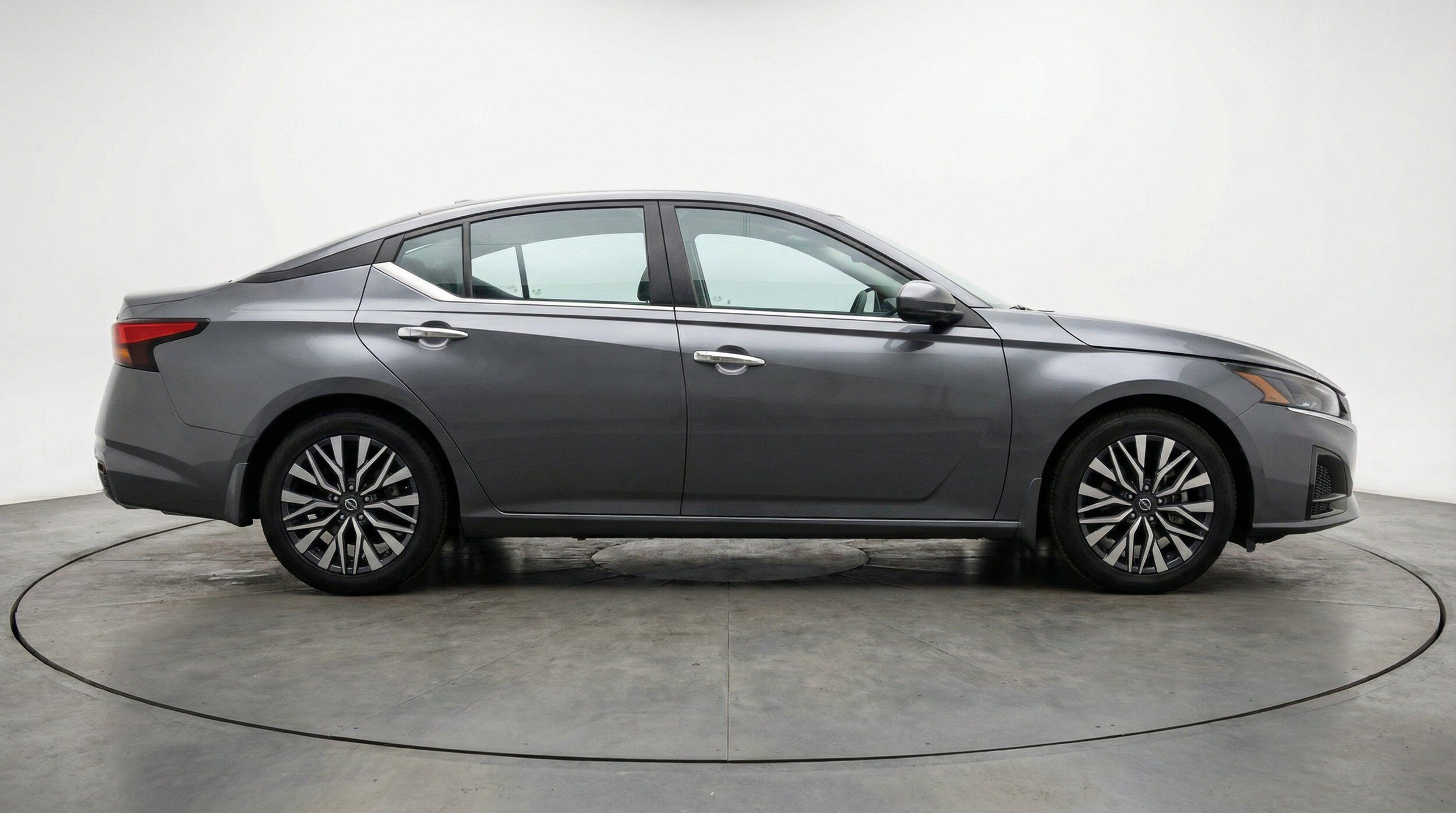 Thumbnail: 2025 Nissan Altima - 11