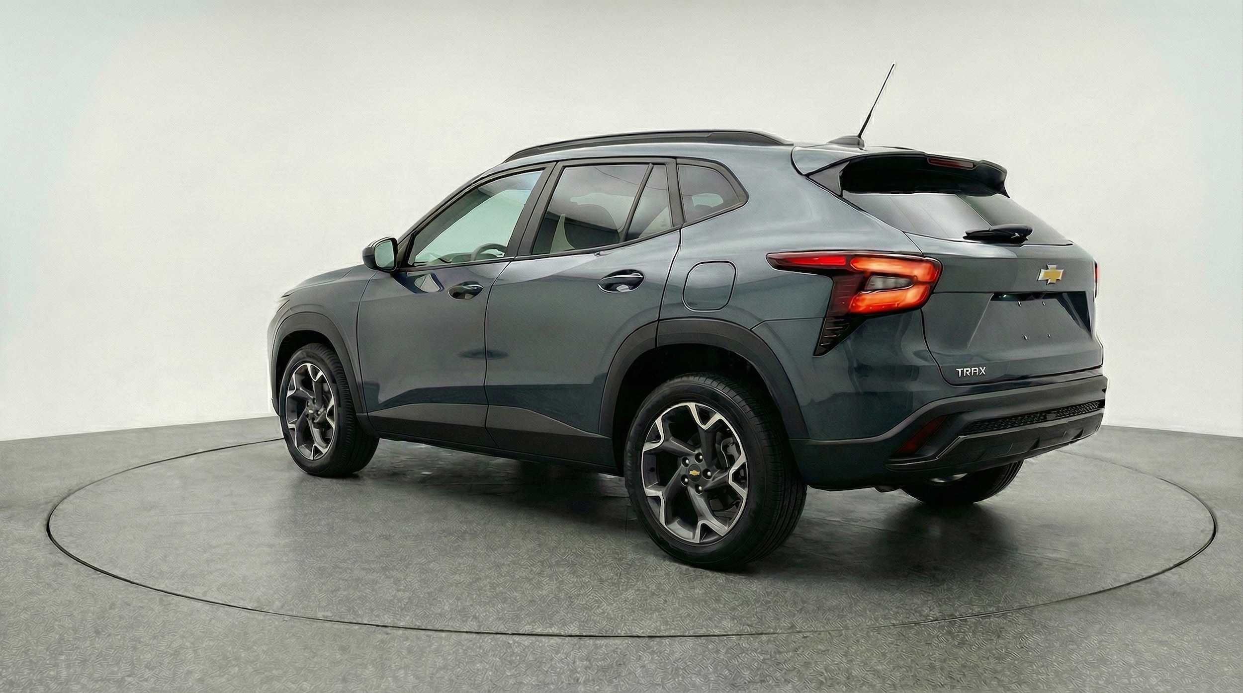 Thumbnail: 2025 Chevrolet Trax - 6