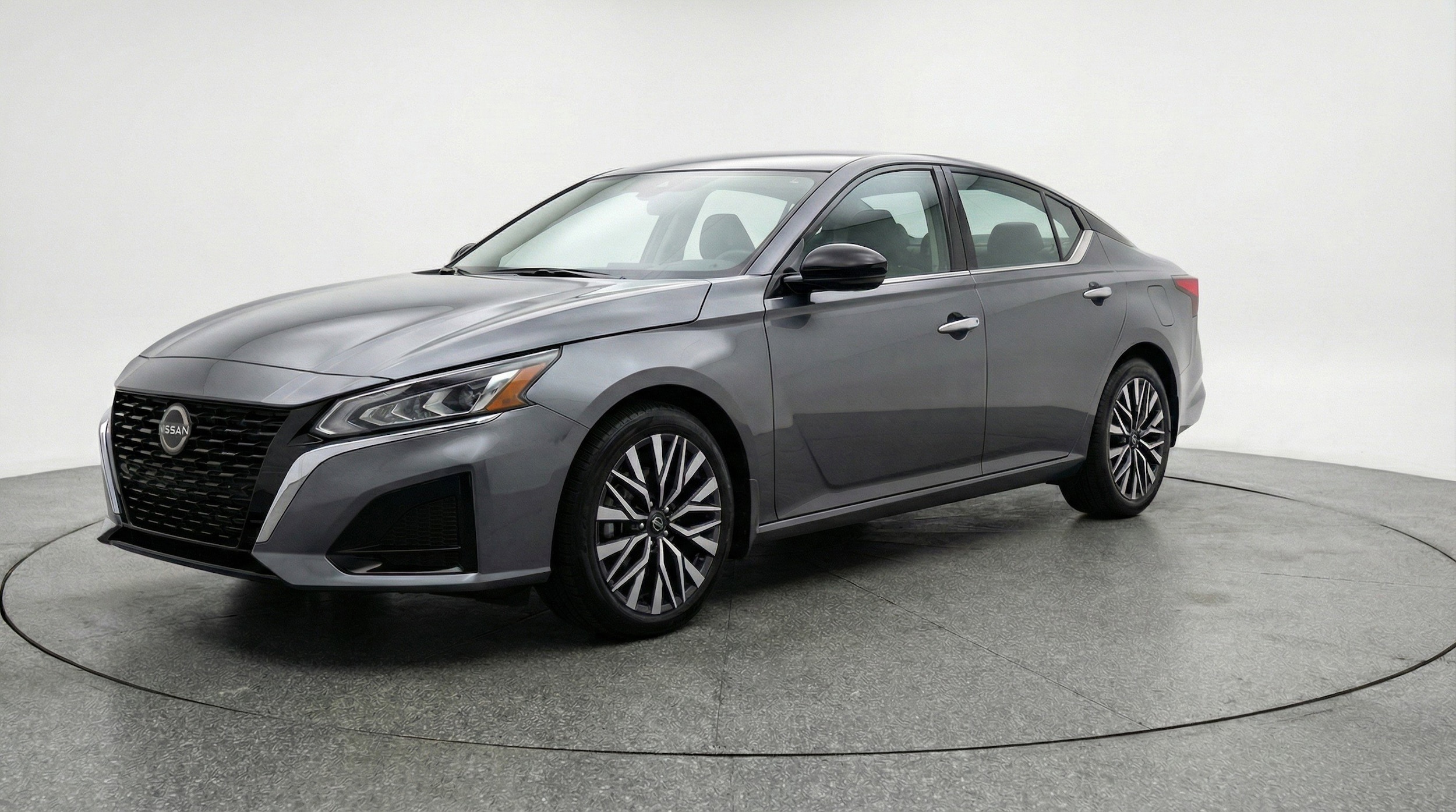 Thumbnail: 2025 Nissan Altima - 3