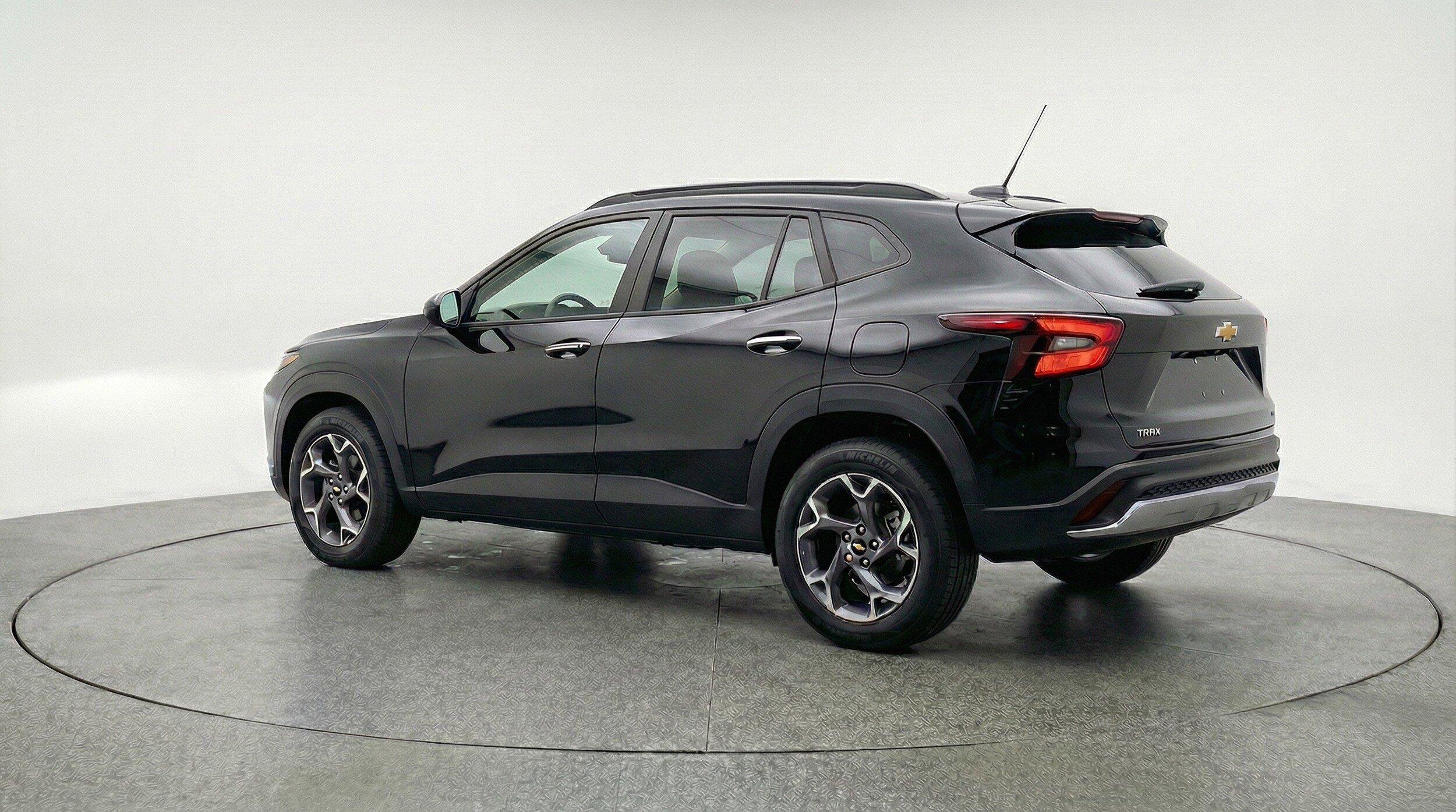 Thumbnail: 2025 Chevrolet Trax - 6