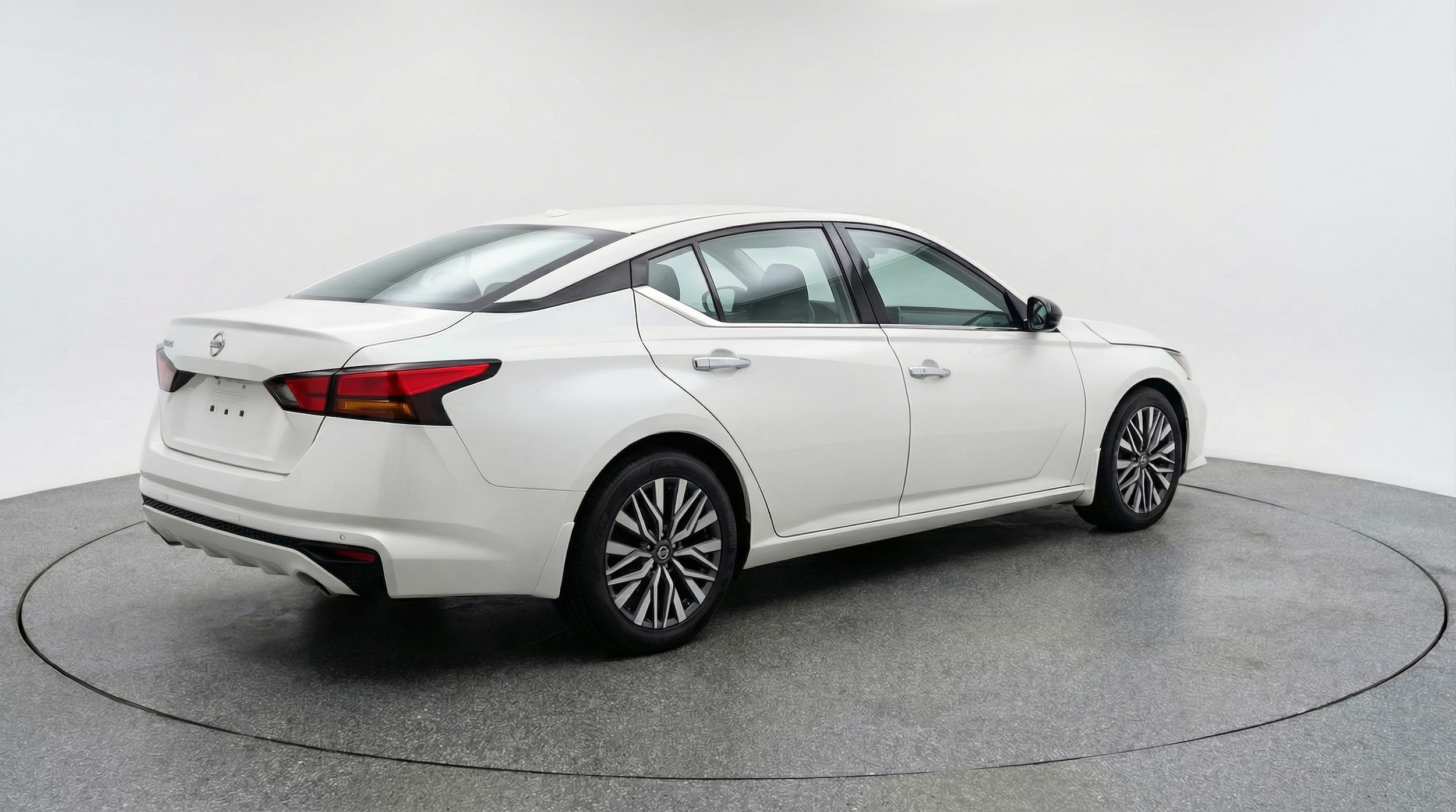 Thumbnail: 2025 Nissan Altima - 7